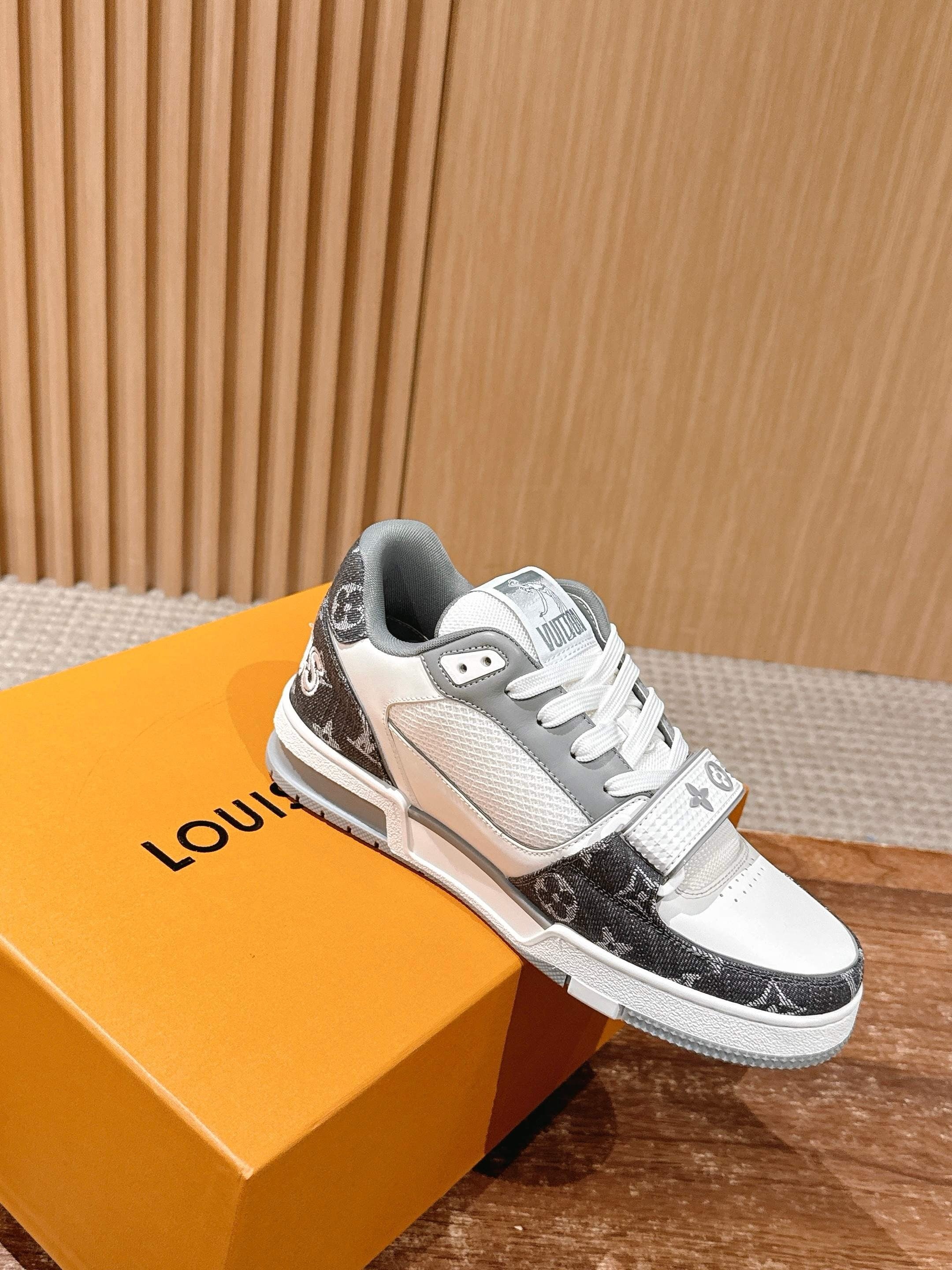 Multi-Colors Shoes