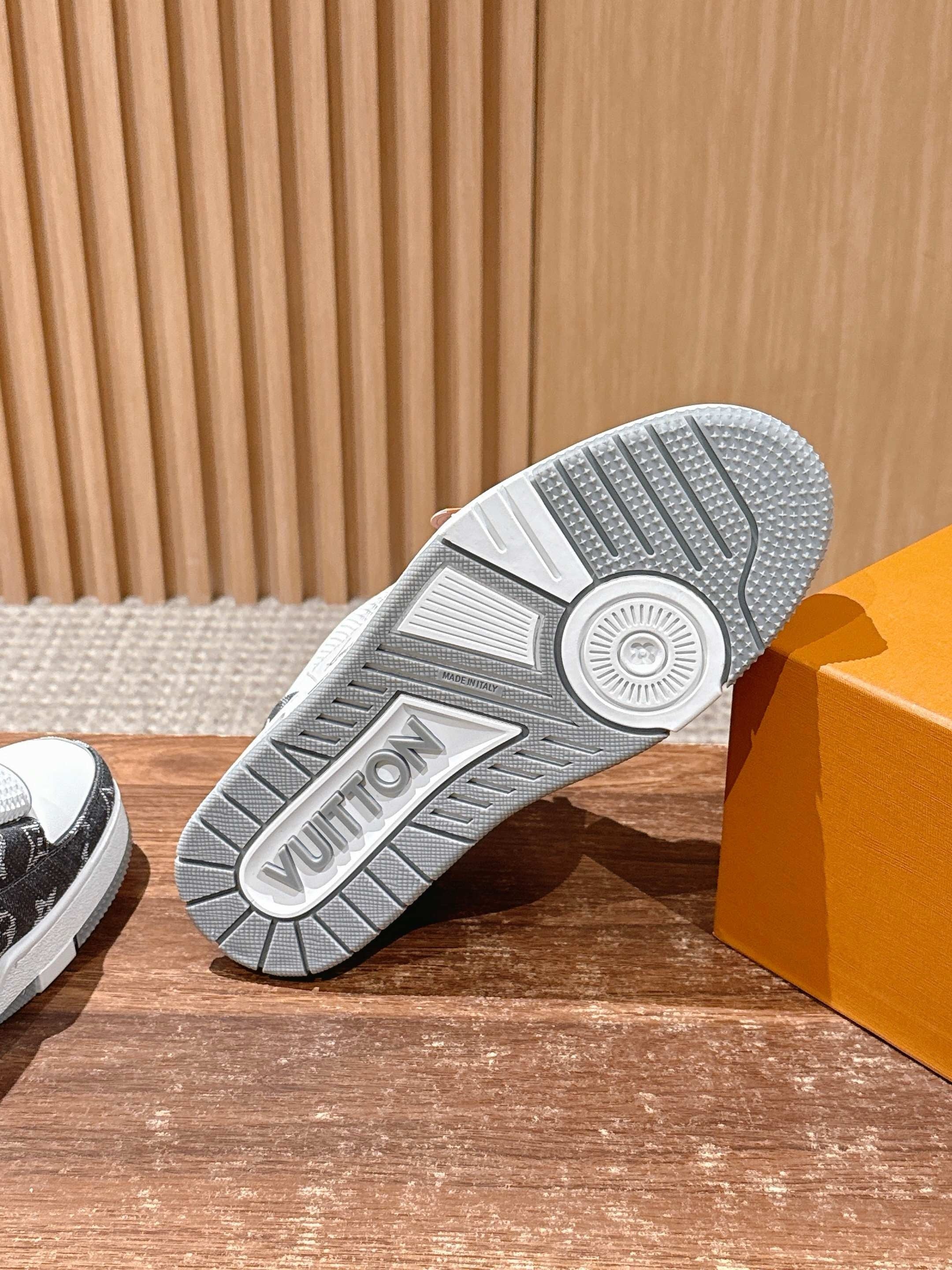 Multi-Colors Shoes
