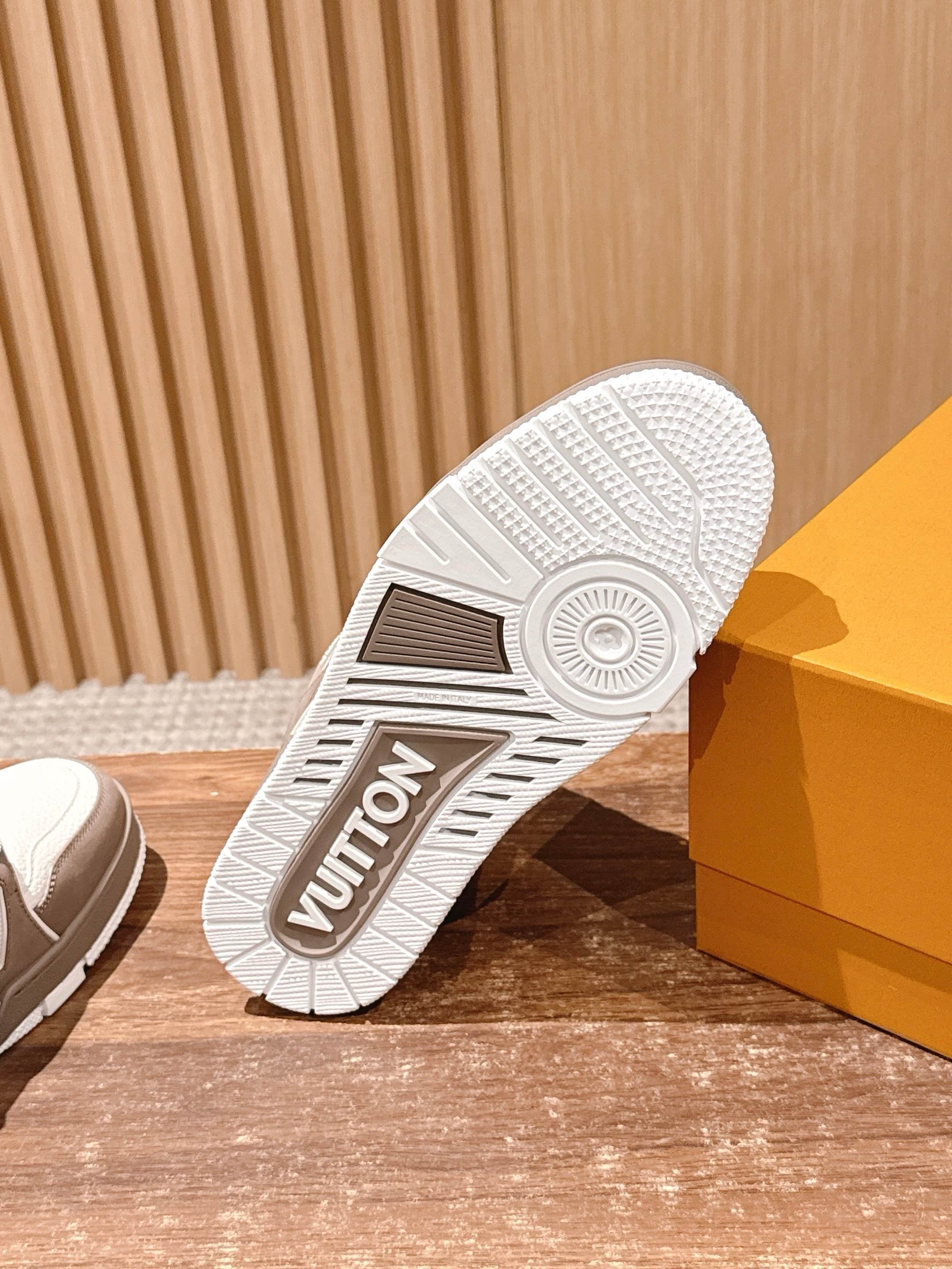 Multi-Colors Shoes