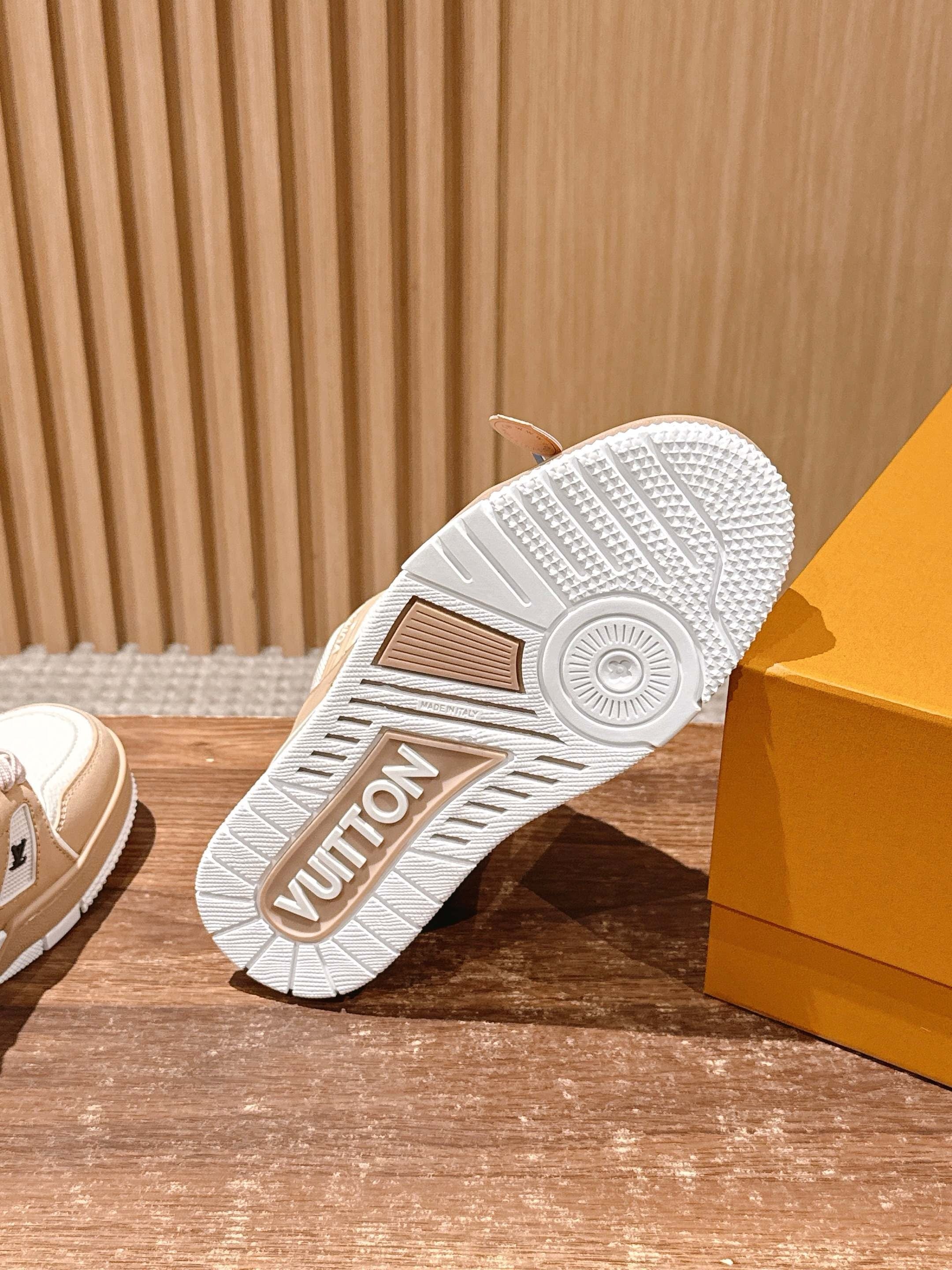 Multi-Colors Shoes