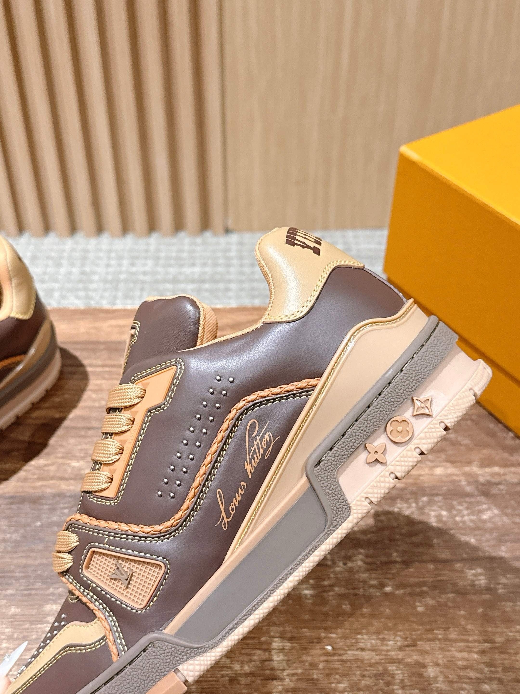 Multi-Colors Shoes