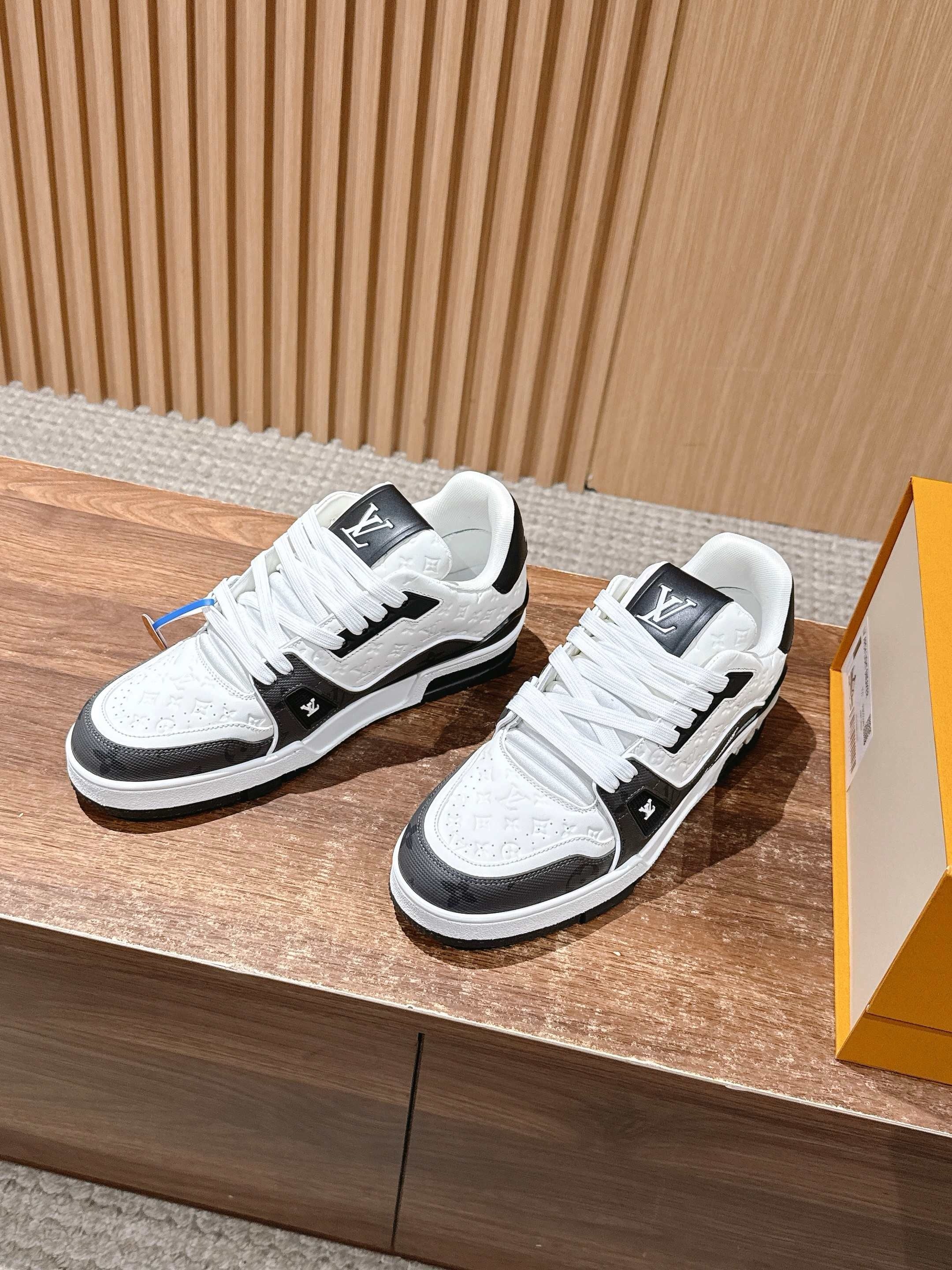 Multi-Colors Shoes
