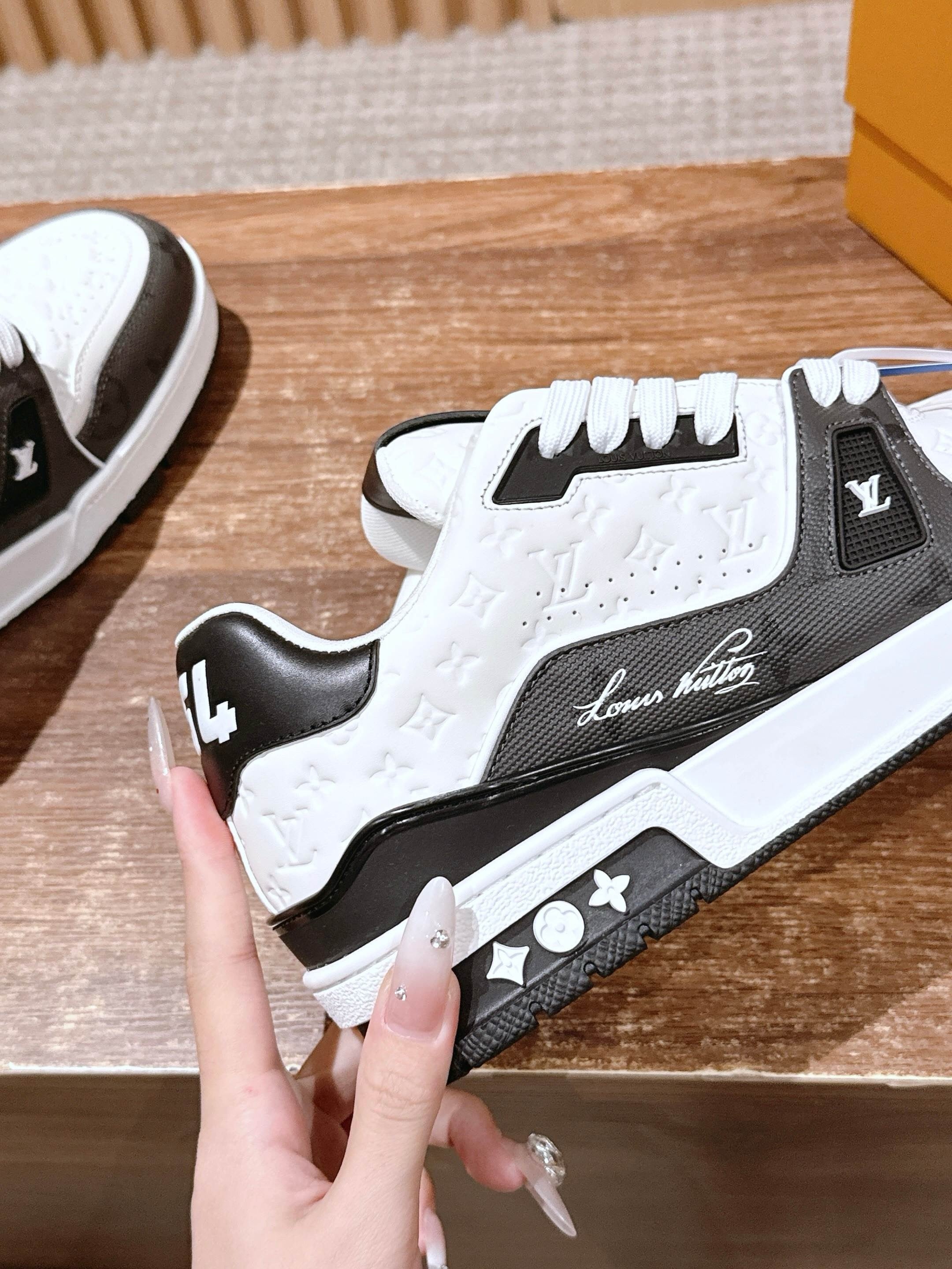 Multi-Colors Shoes