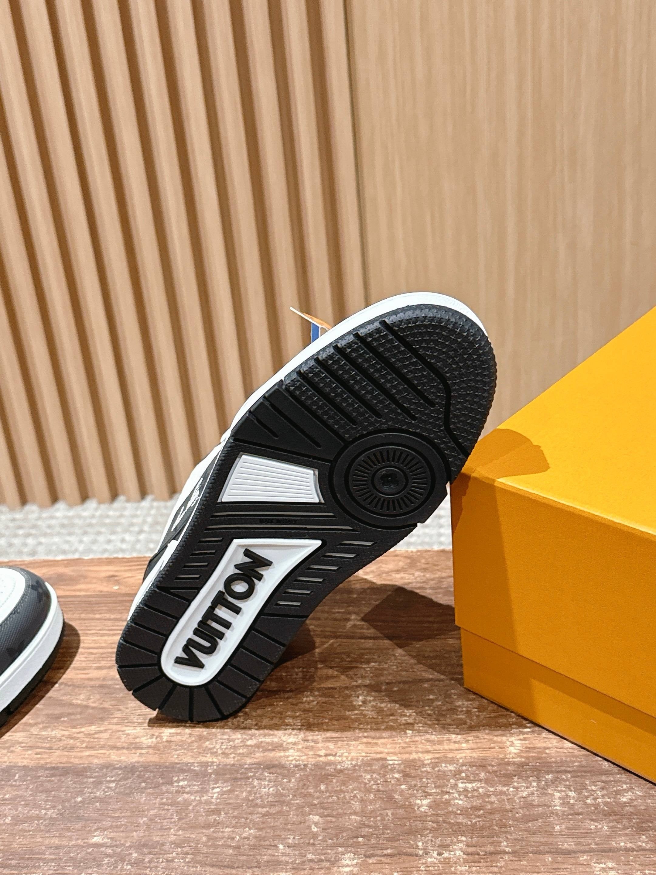 Multi-Colors Shoes