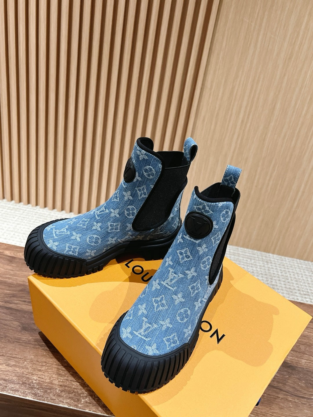Multi-Colors Shoes