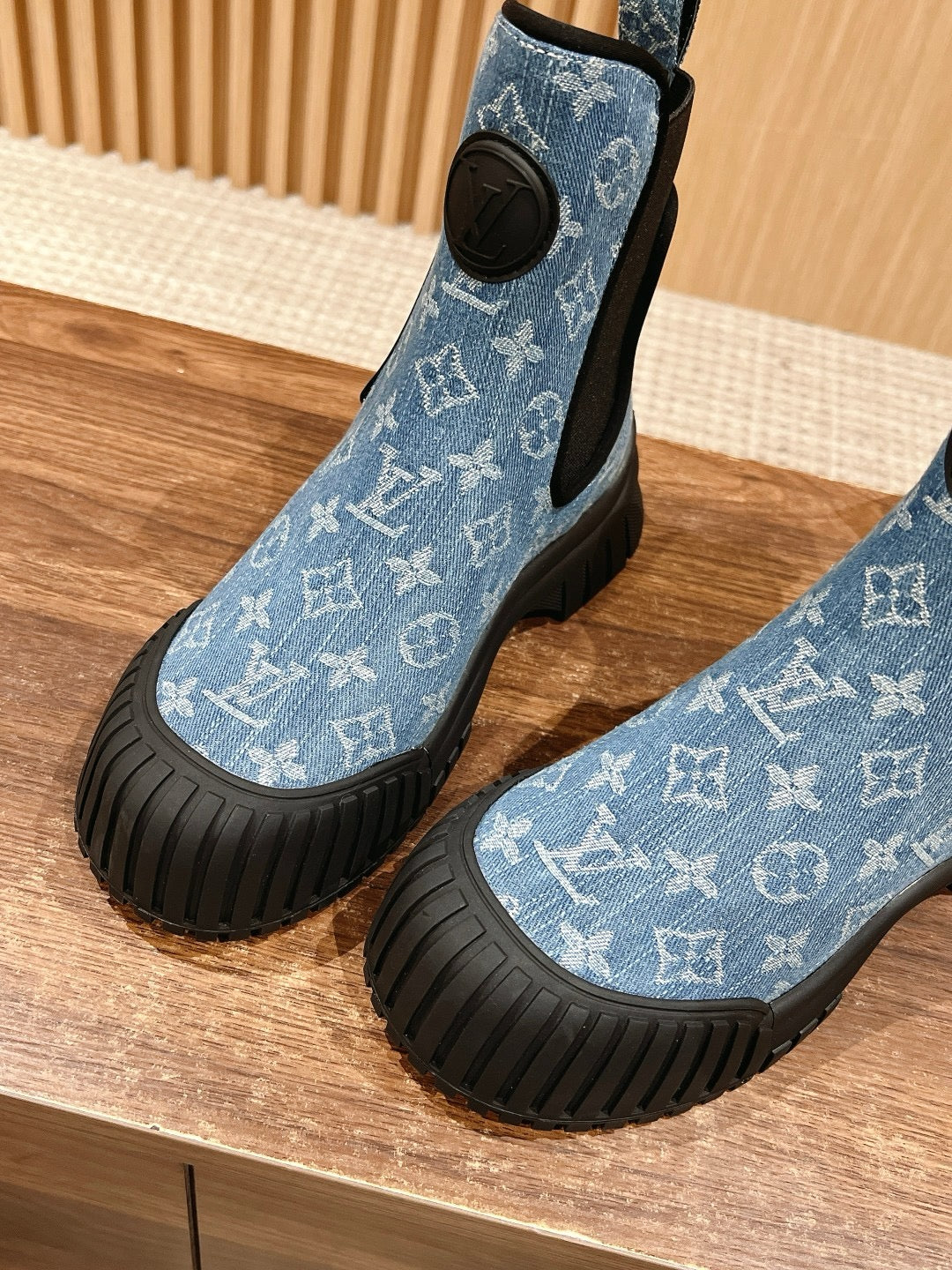 Multi-Colors Shoes