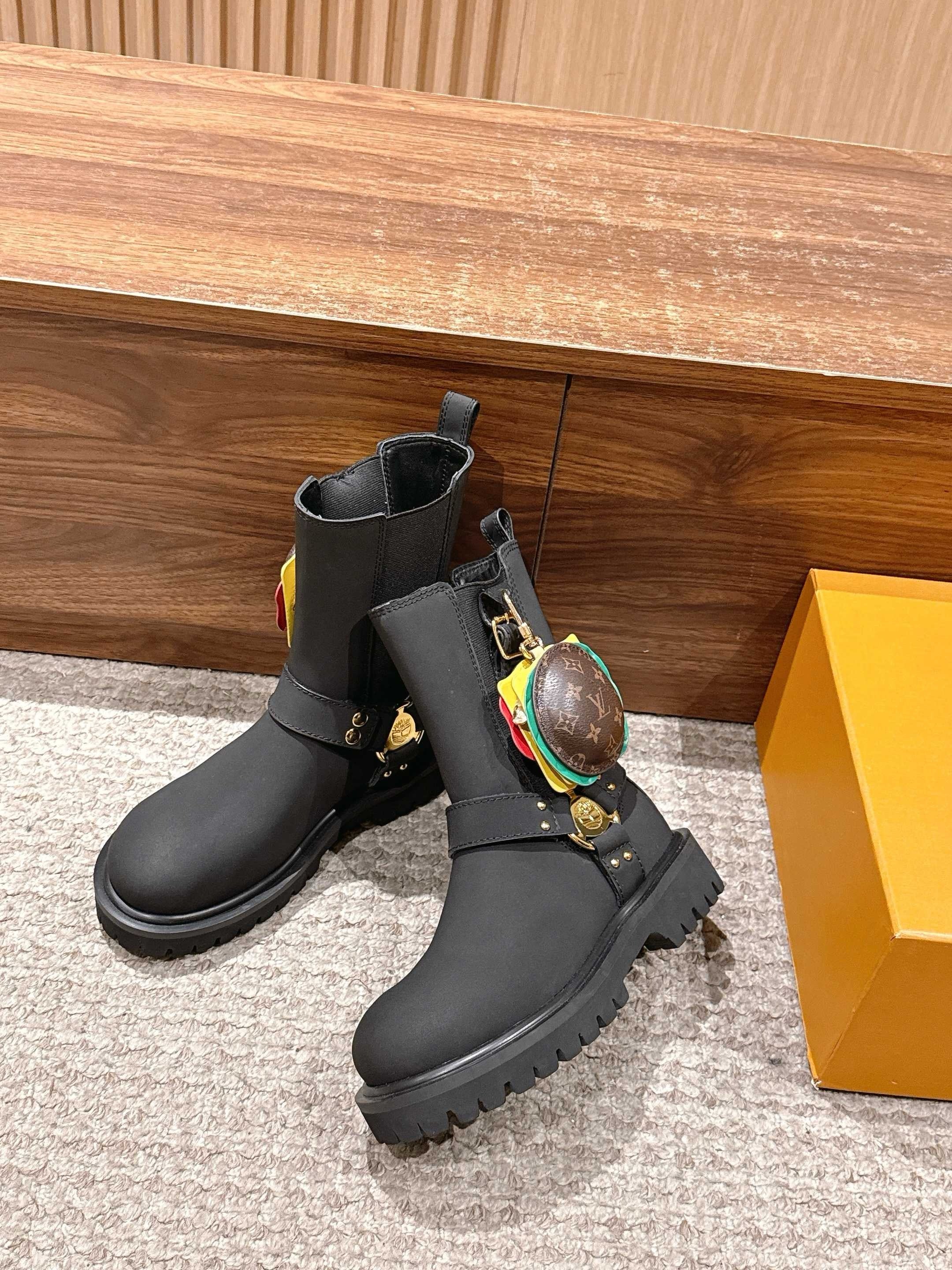 Multi-Colors Shoes