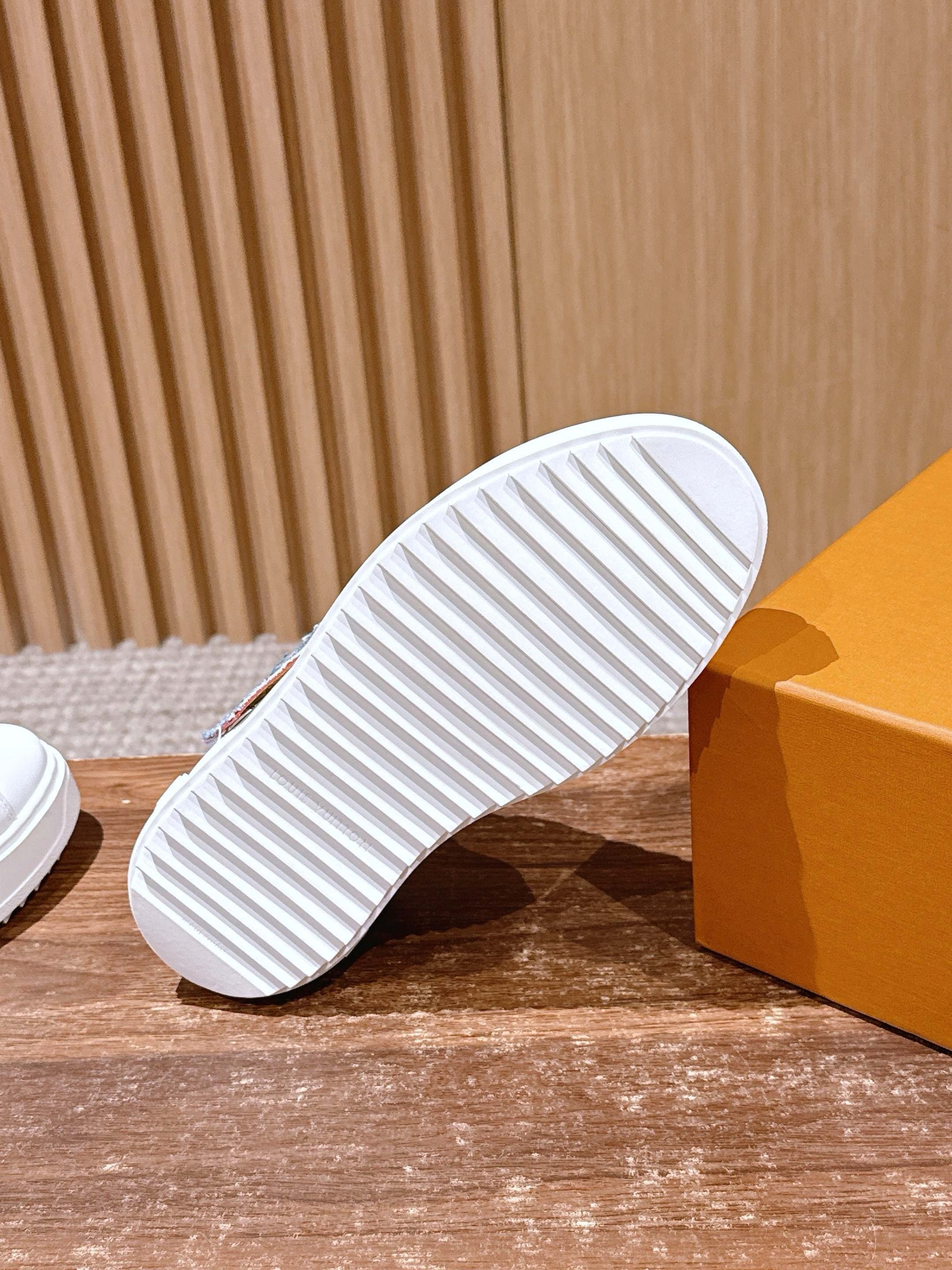 Multi-Colors Shoes