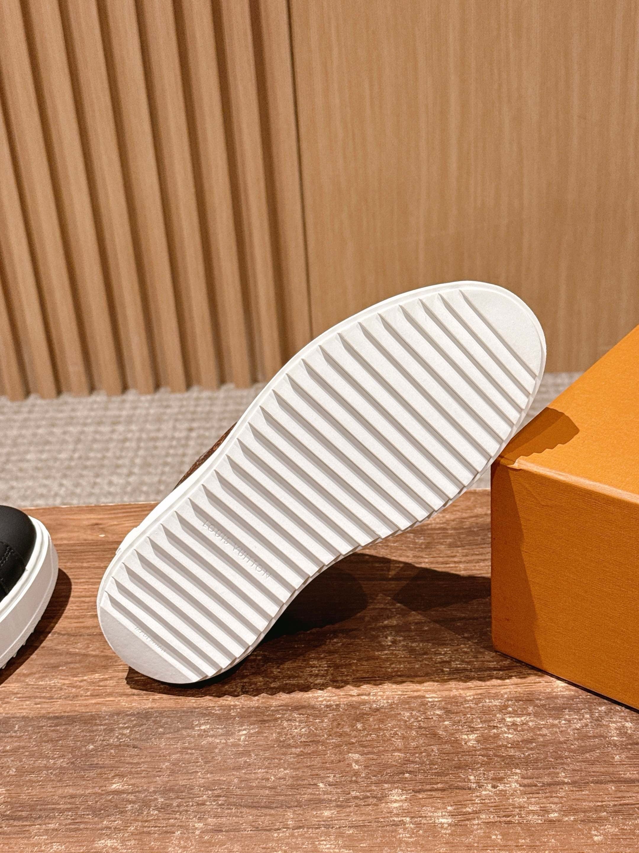Multi-Colors Shoes