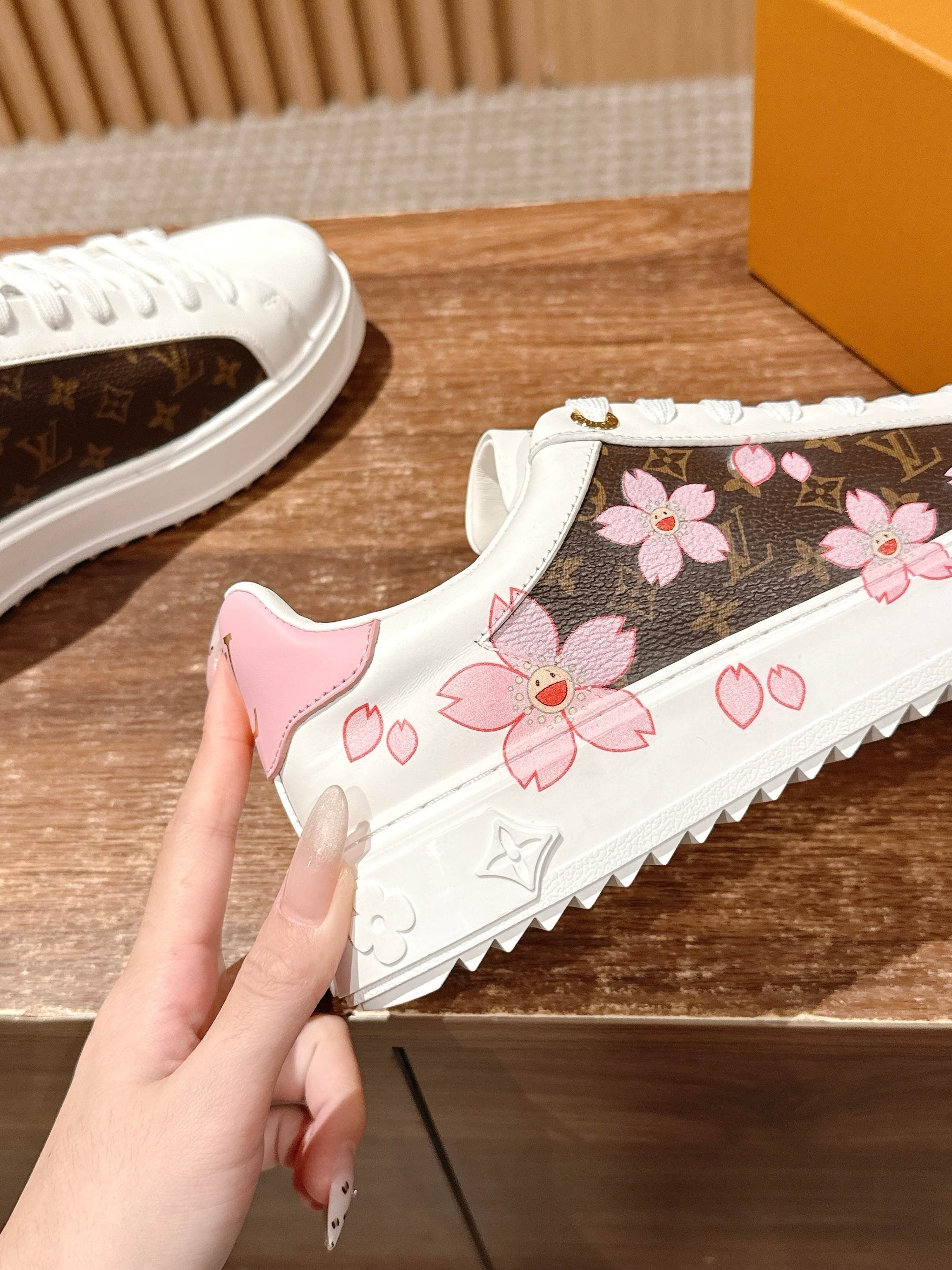 Multi-Colors Shoes