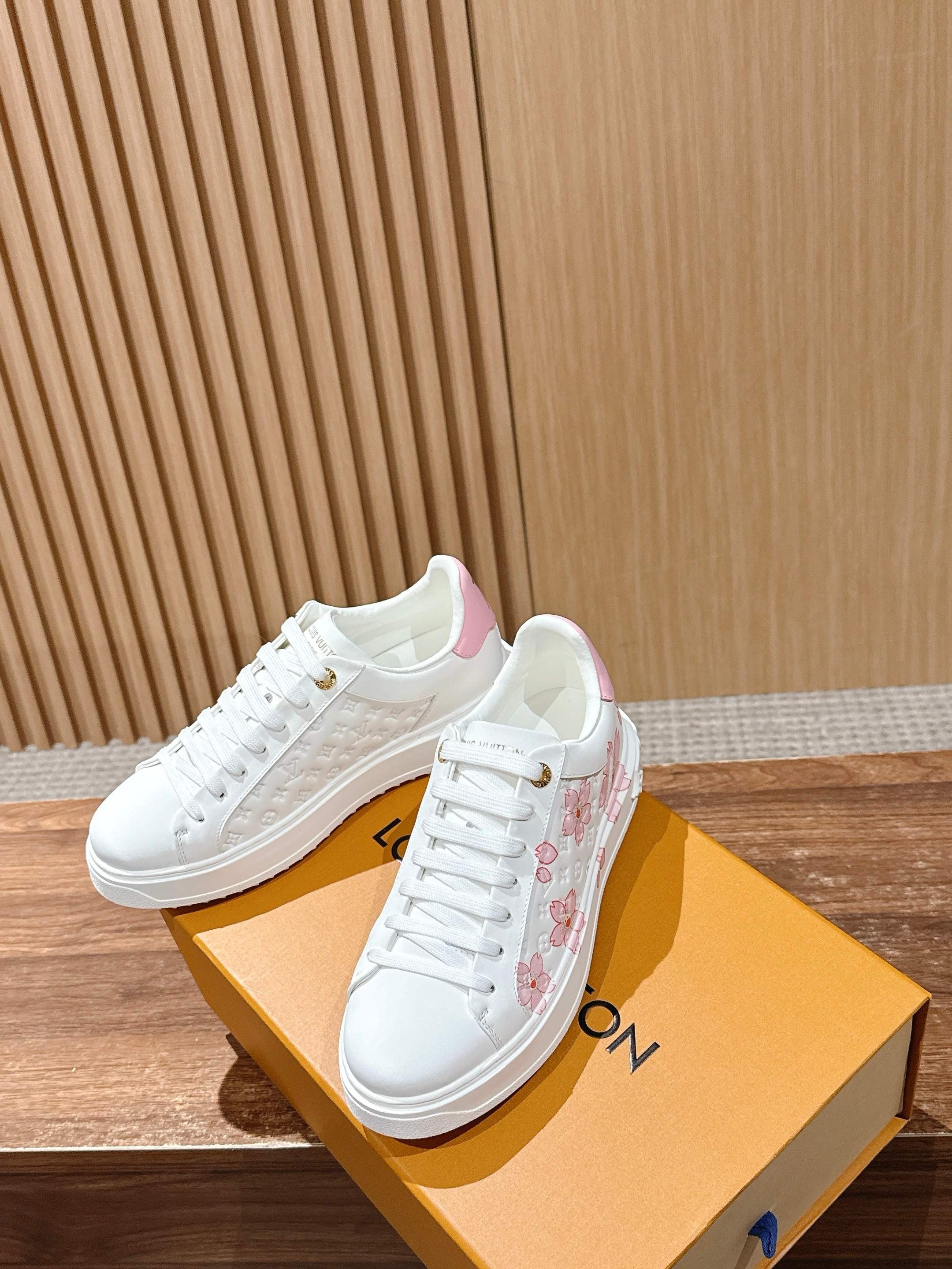 Multi-Colors Shoes