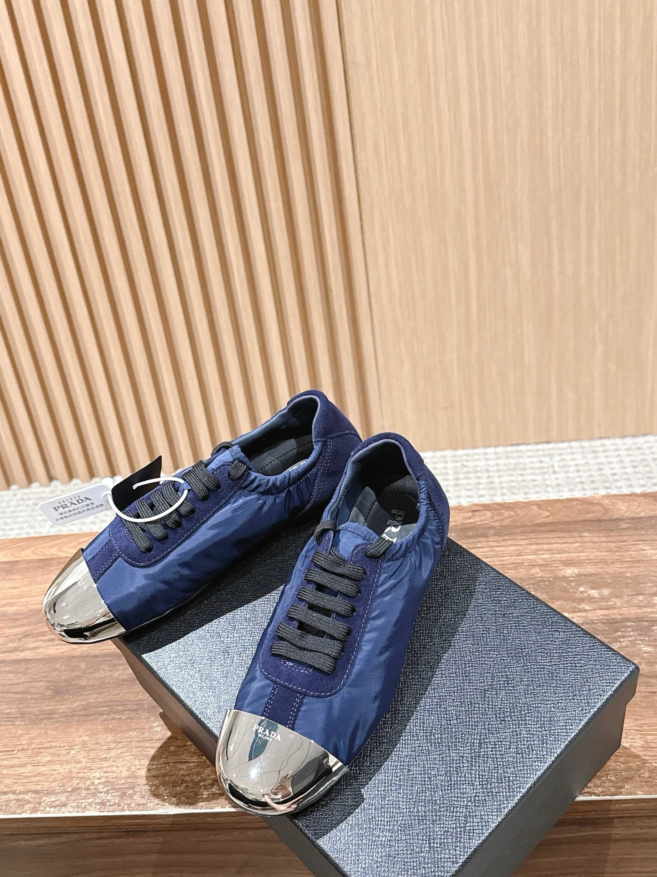 Multi-Colors Shoes