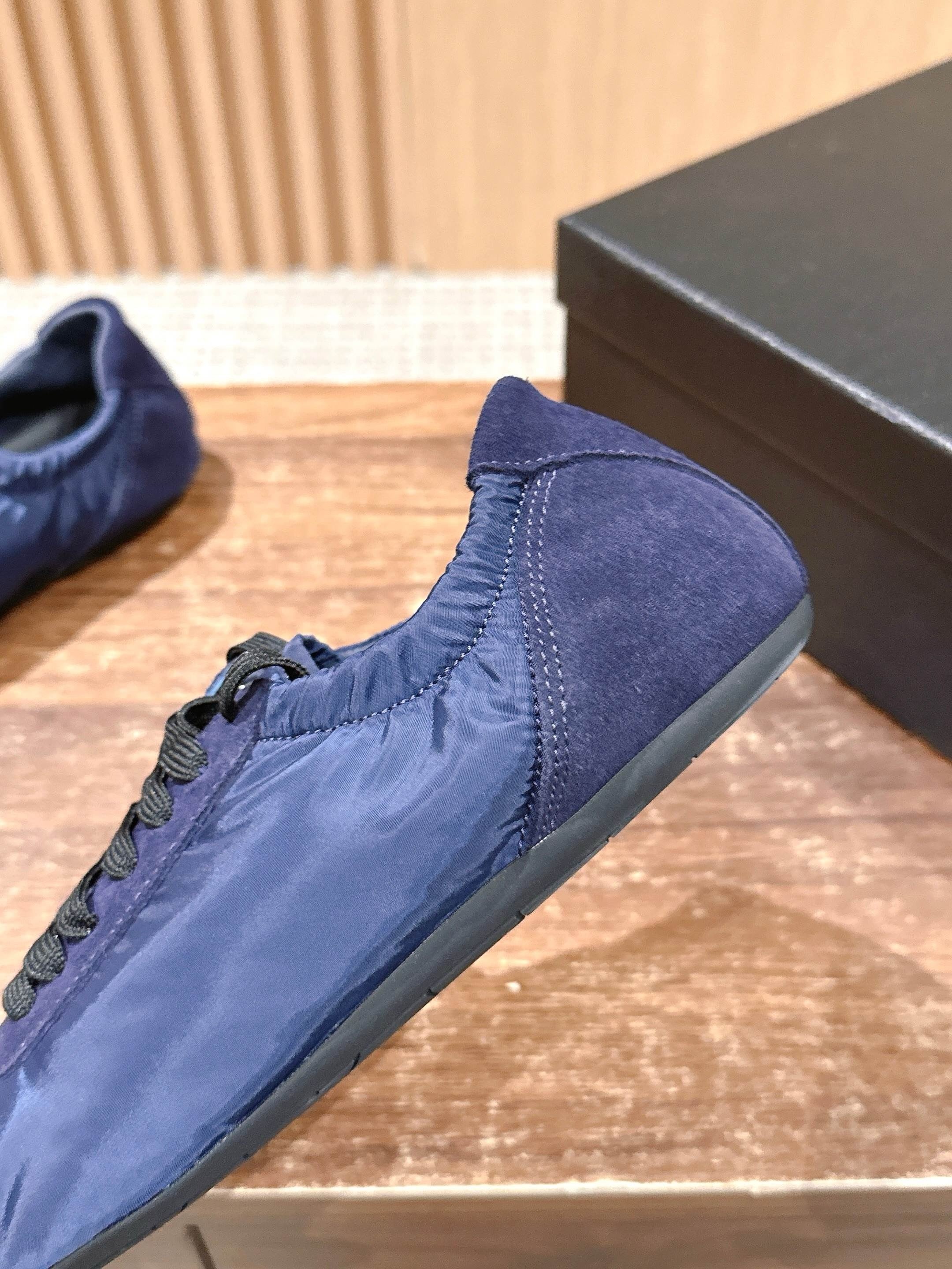 Multi-Colors Shoes