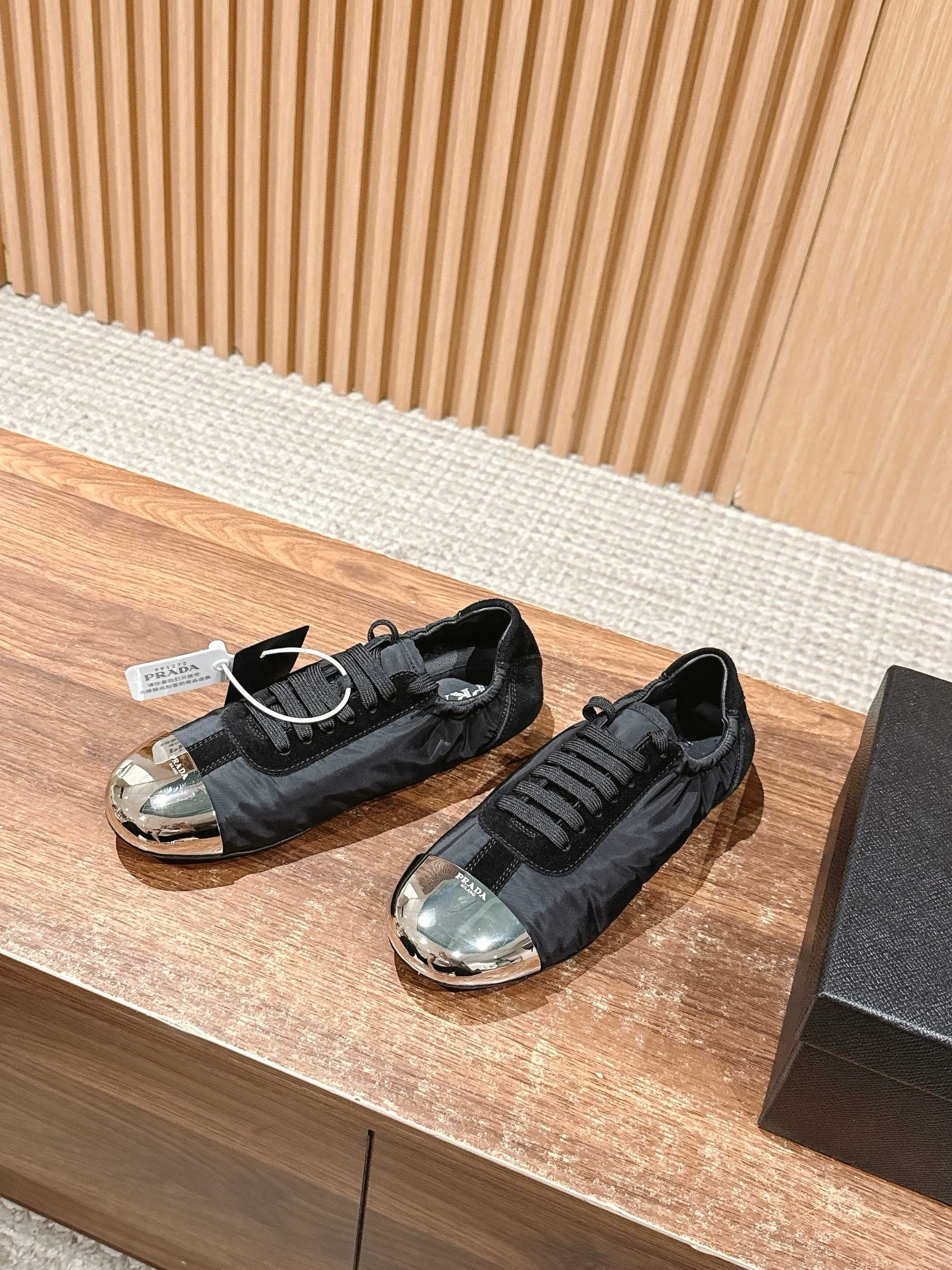 Multi-Colors Shoes