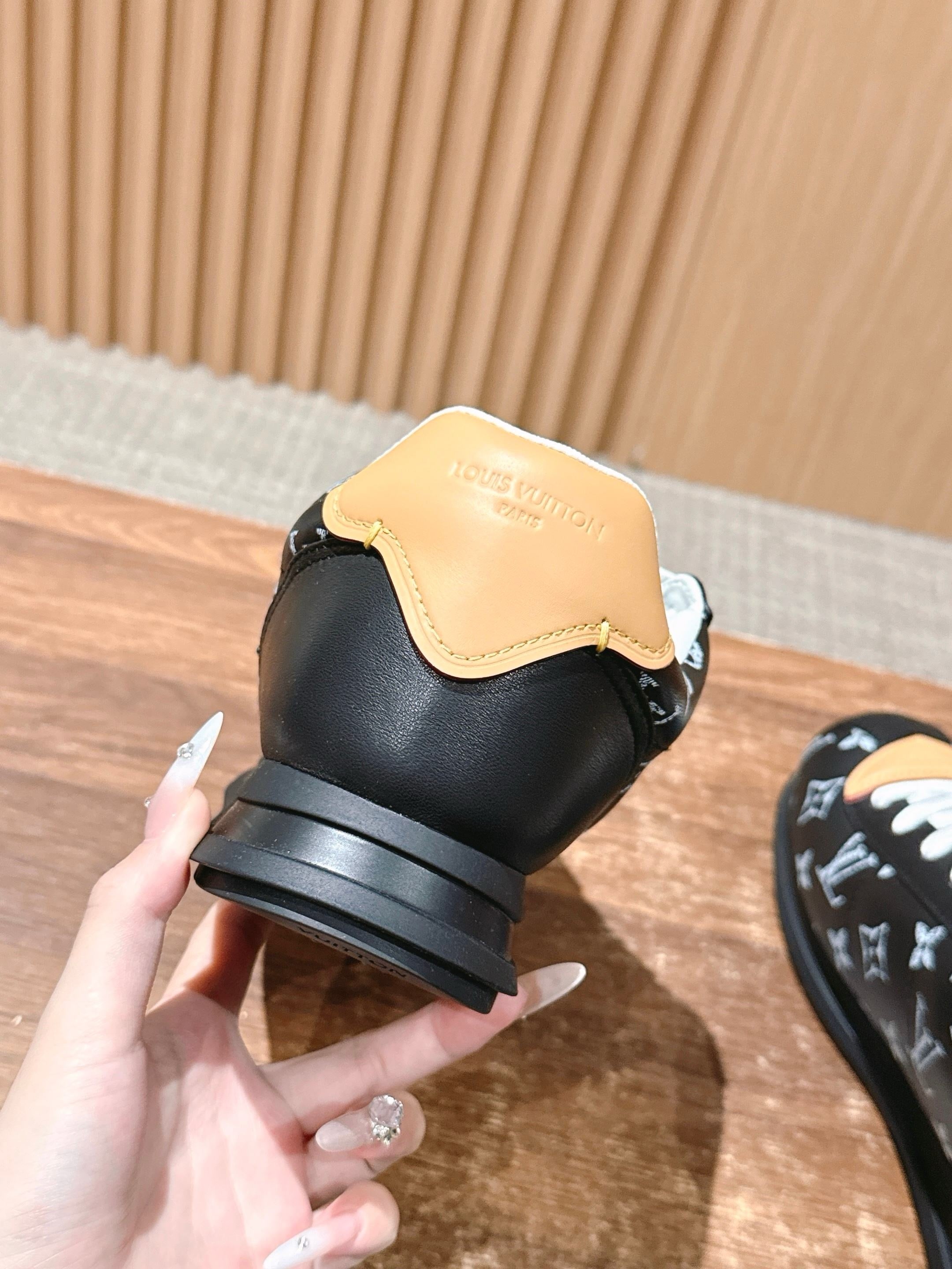 Multi-Colors Shoes