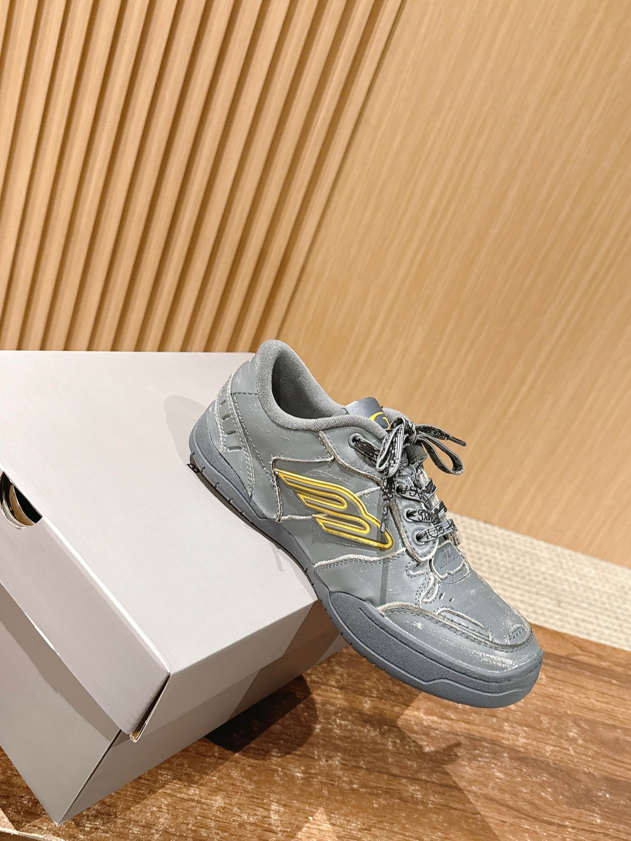 Multi-Colors Shoes