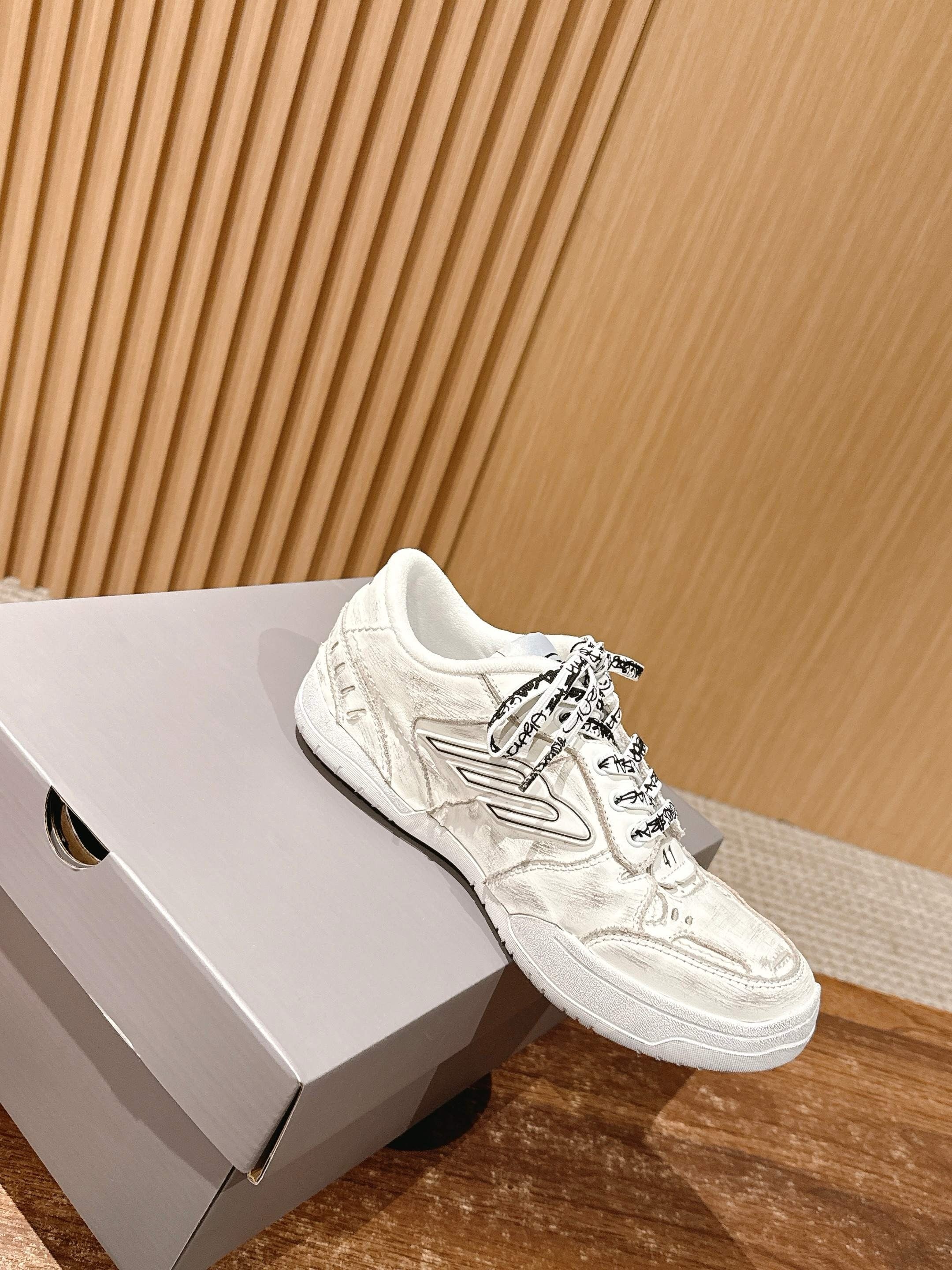 Multi-Colors Shoes