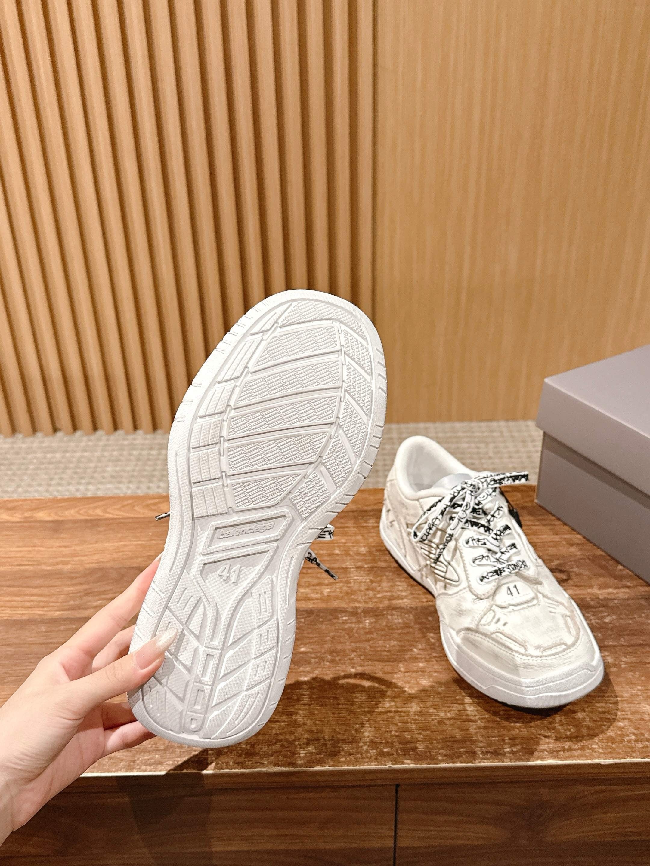 Multi-Colors Shoes