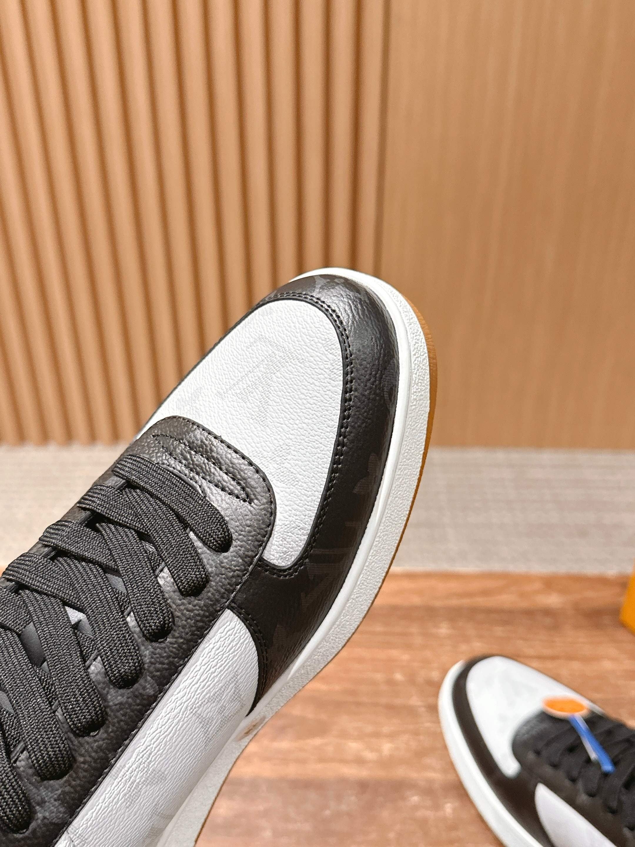 Multi-Colors Shoes
