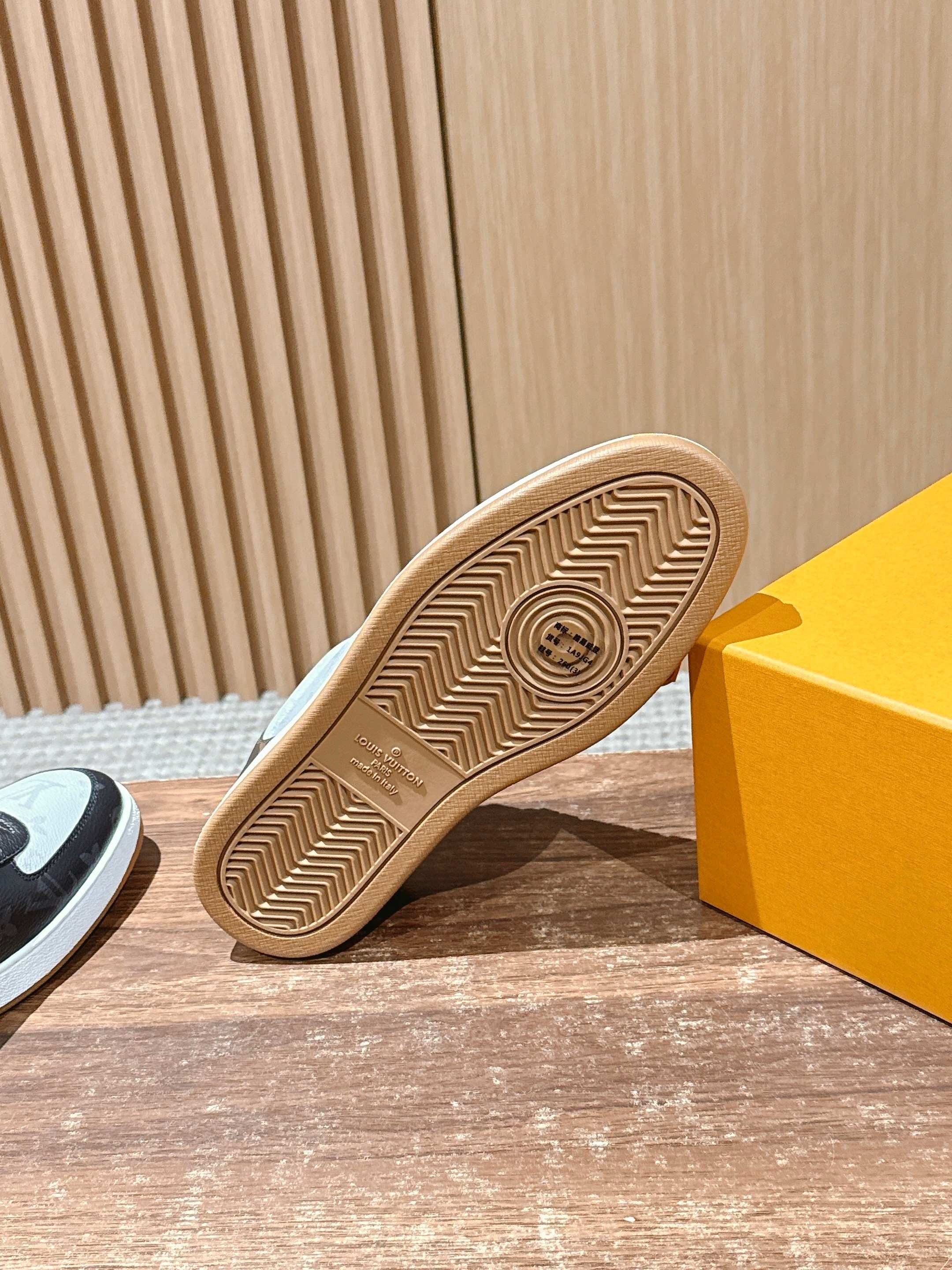 Multi-Colors Shoes