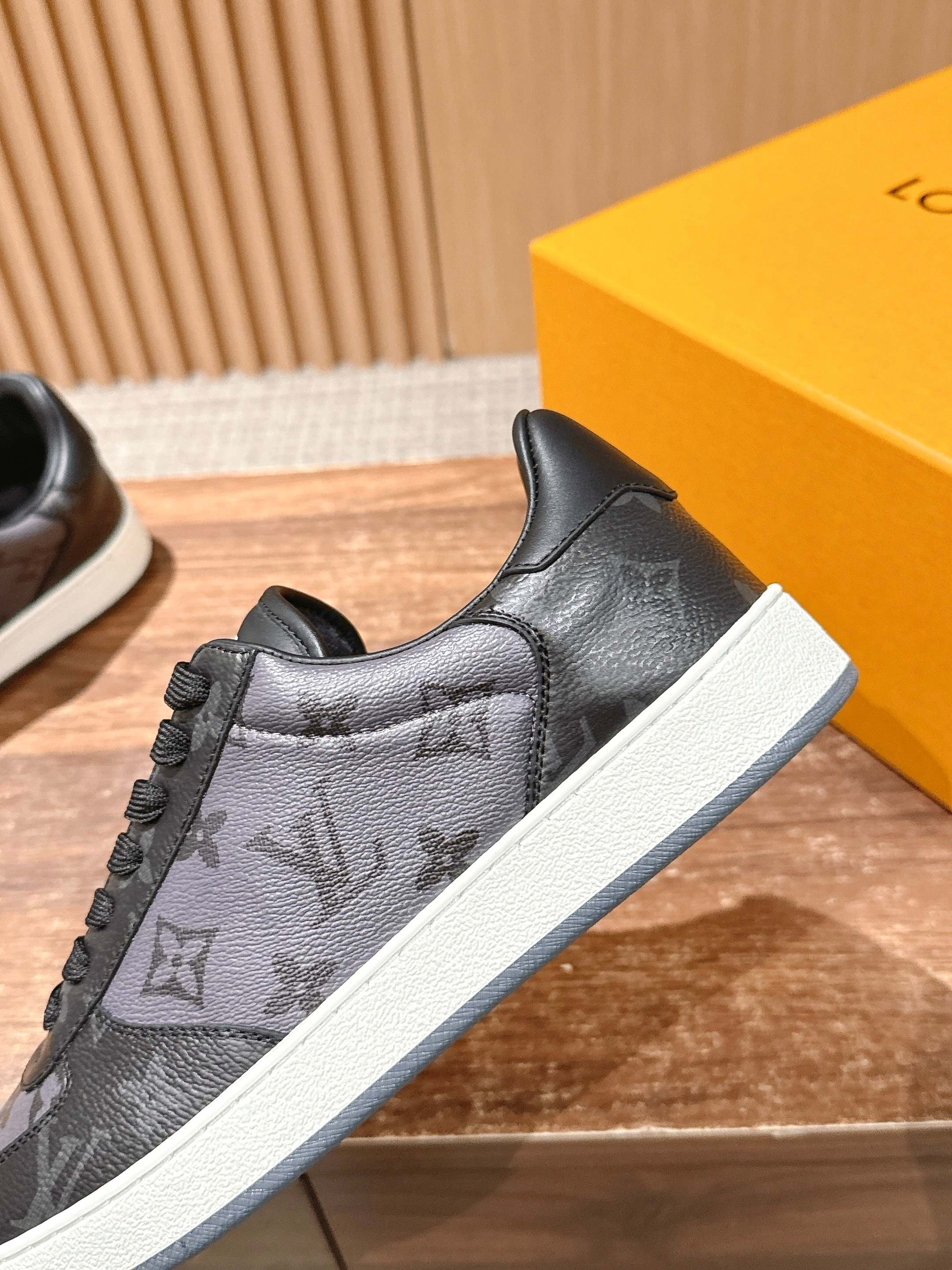 Multi-Colors Shoes
