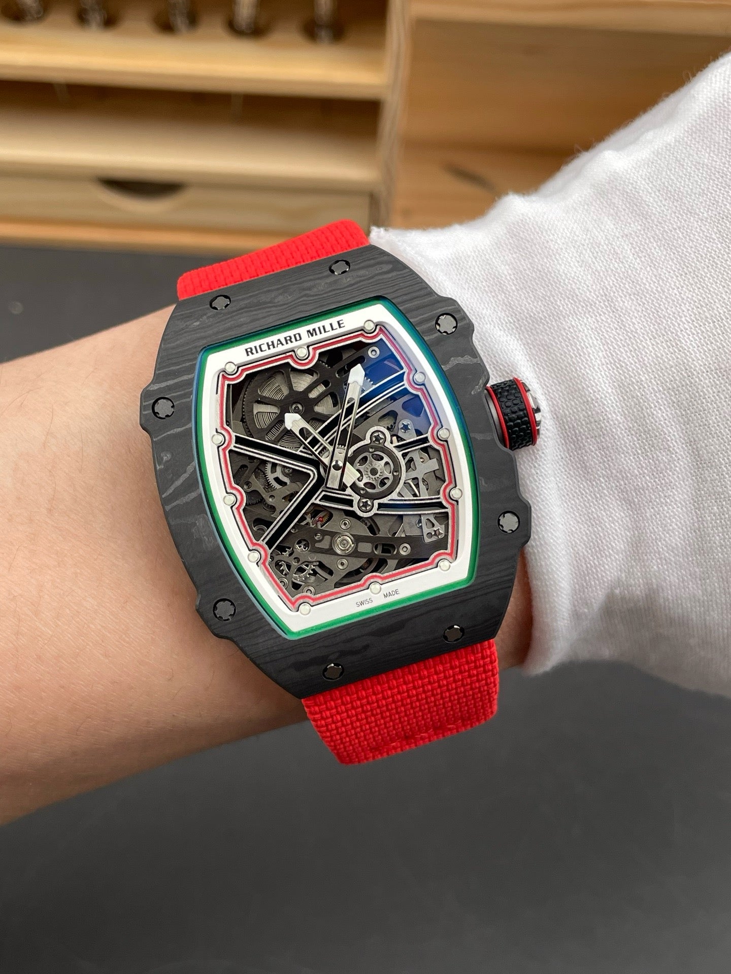Red Black Watch - FashionHype.xyz