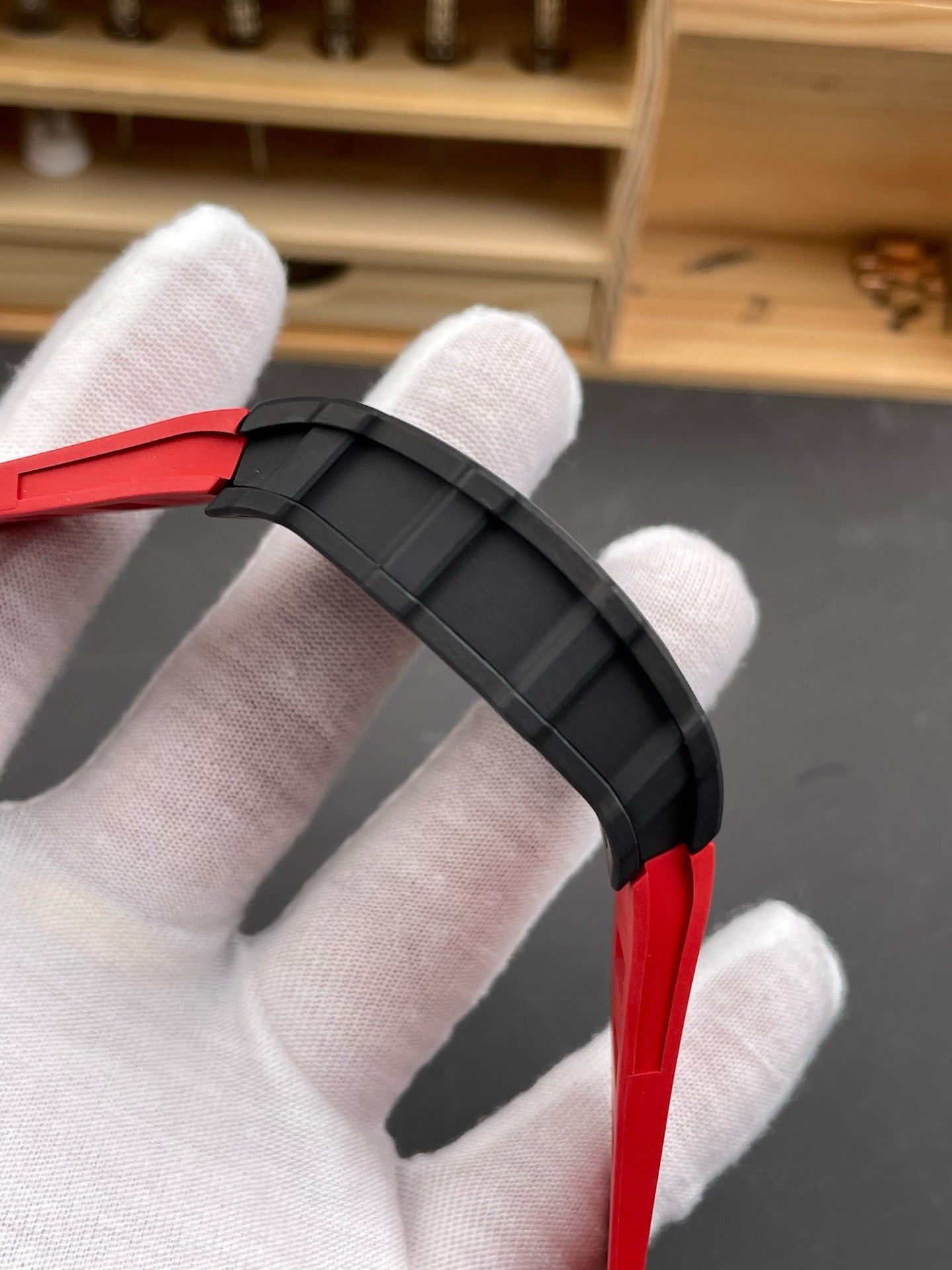 Red Black Watch - FashionHype.xyz