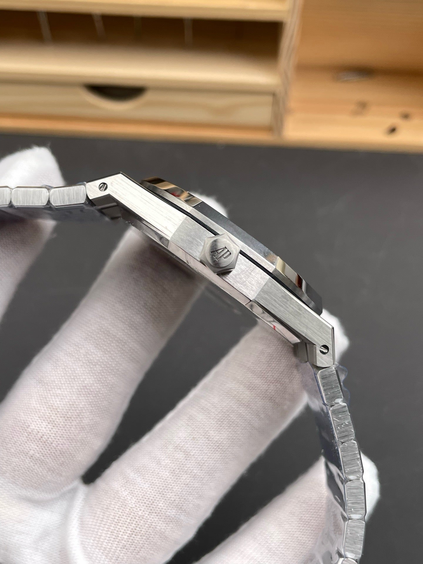 Silver Watch - FashionHype.xyz