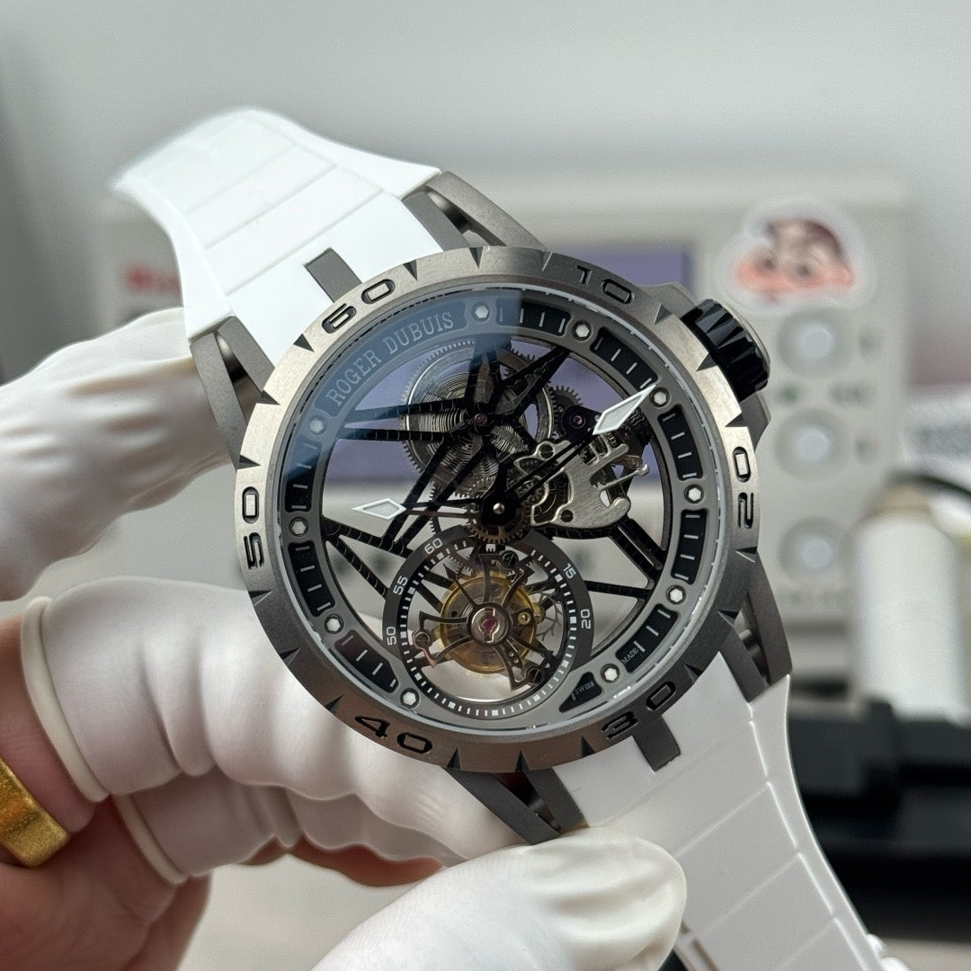 Black and White Watch