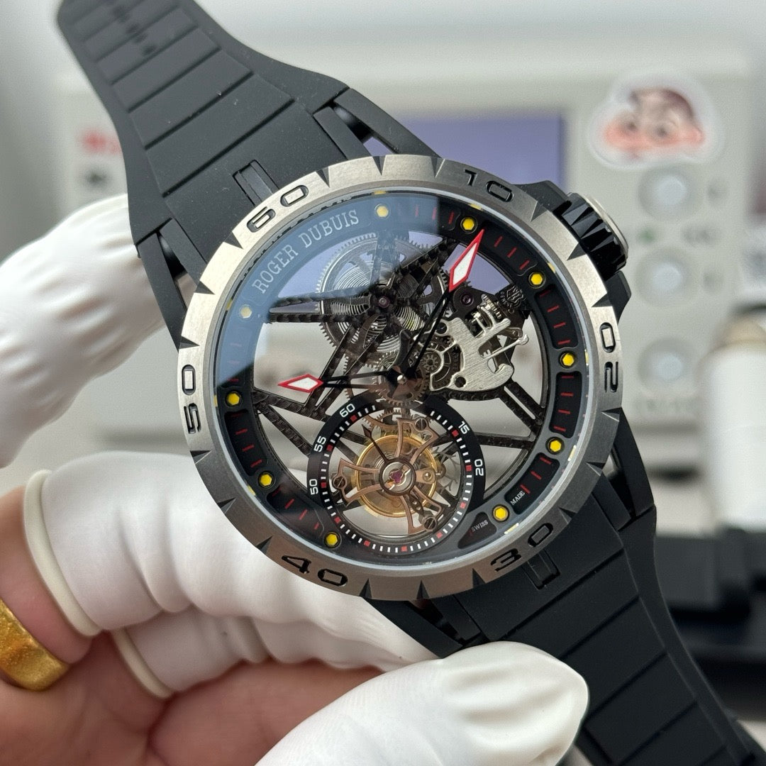 Black and White Watch