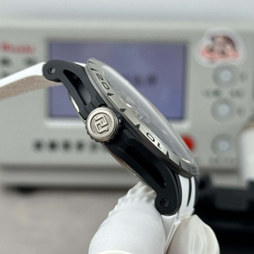 Red and White Watch - FashionHype.xyz