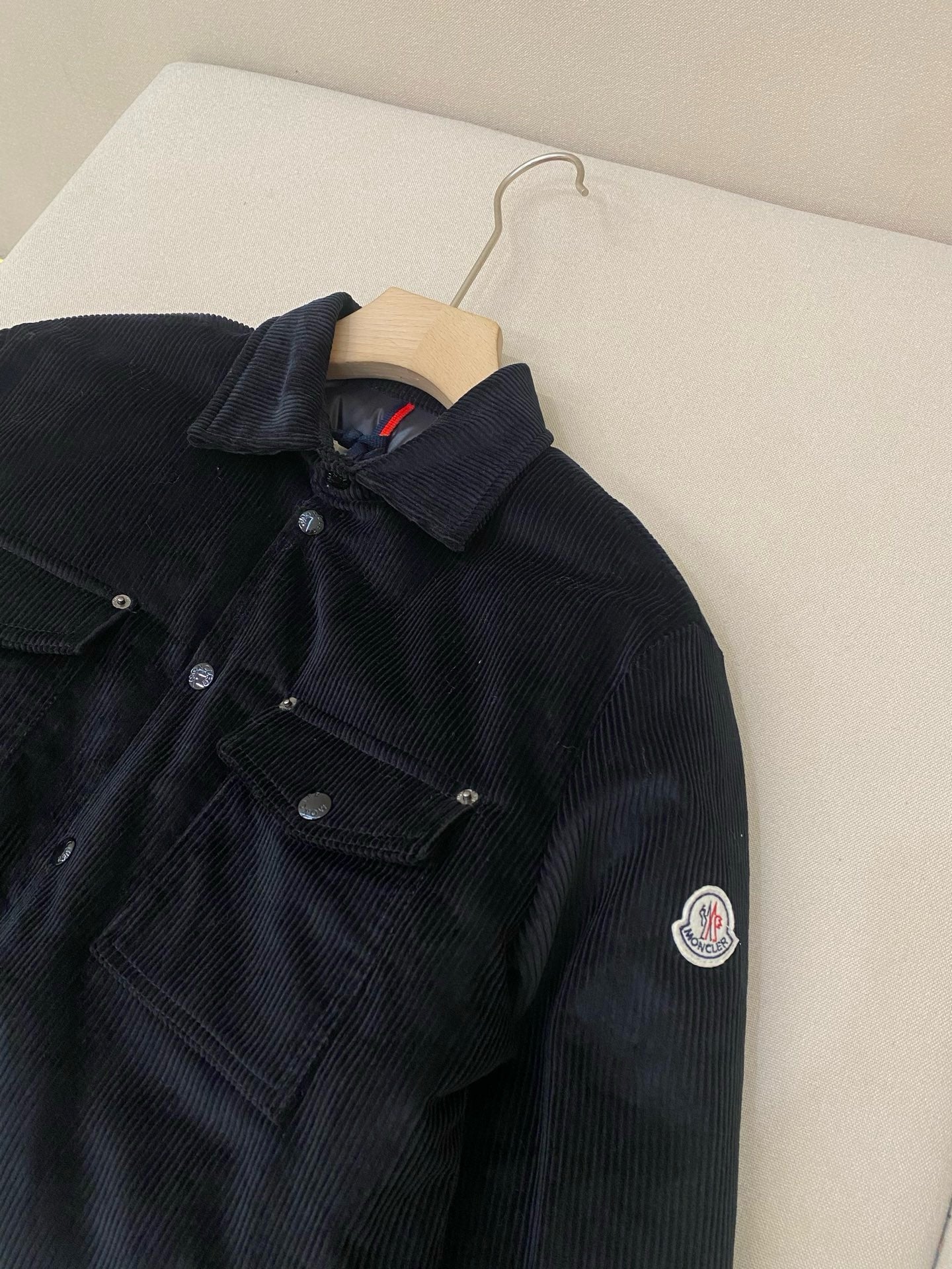 Black and Green Jacket - Size 1 - FashionHype.xyz
