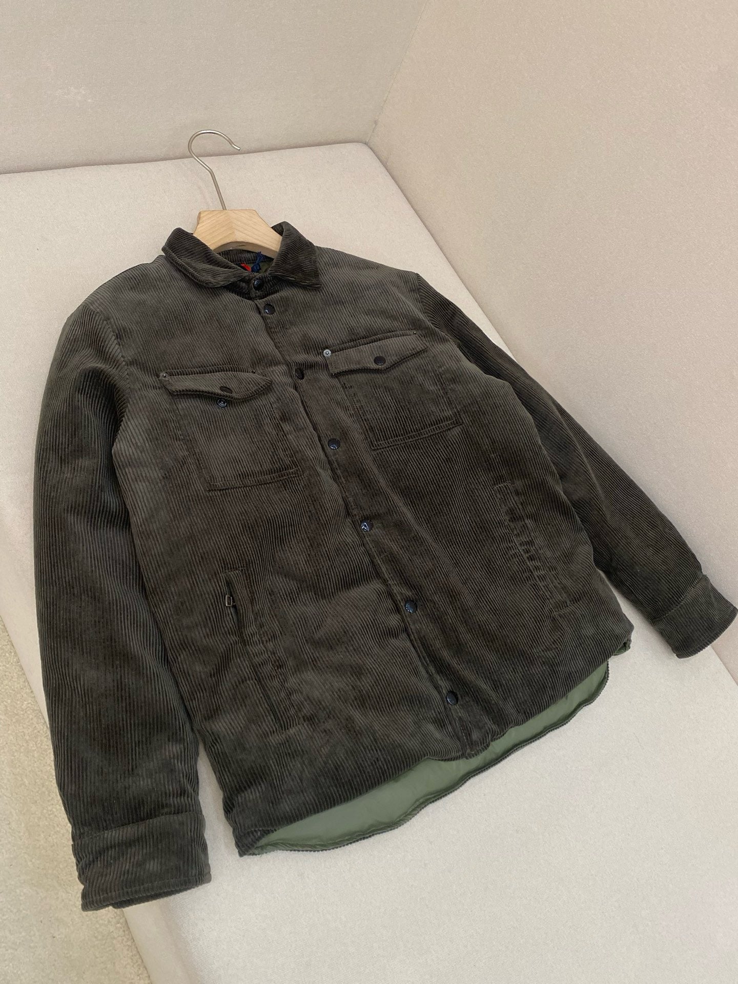 Black and Green Jacket - Size 1 - FashionHype.xyz