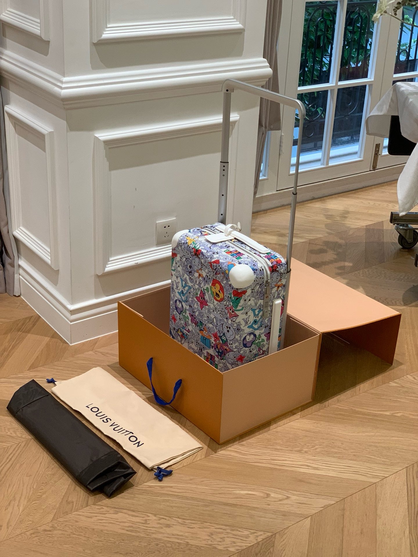 Multi-Colors Suitcase