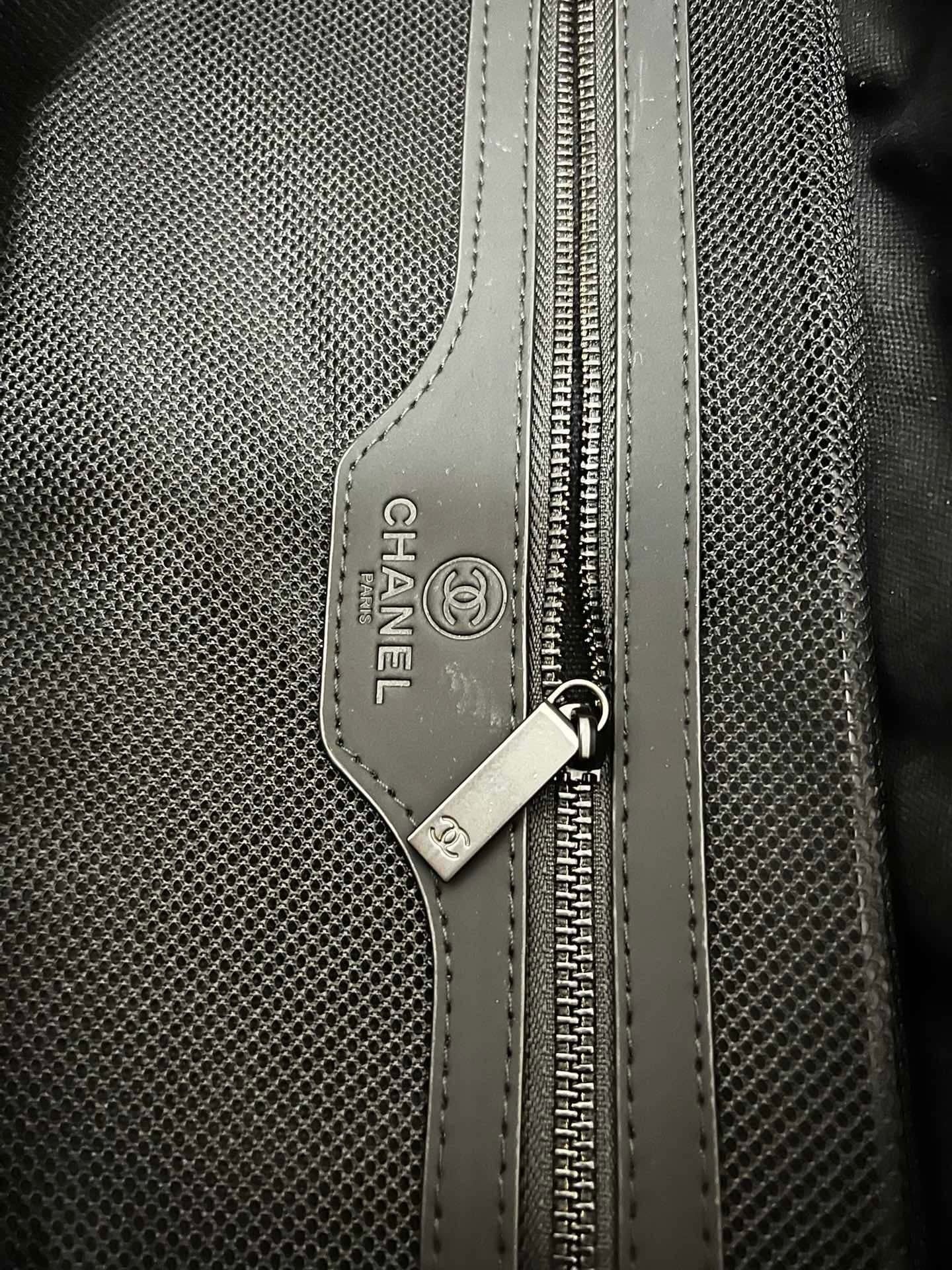 Black and Pink Suitcase - FashionHype.xyz