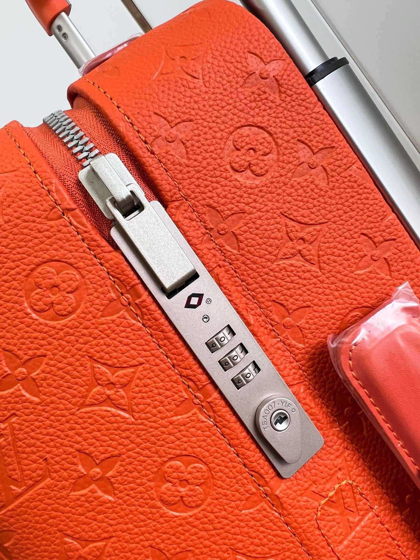 Multi-Colors Suitcase - FashionHype.xyz