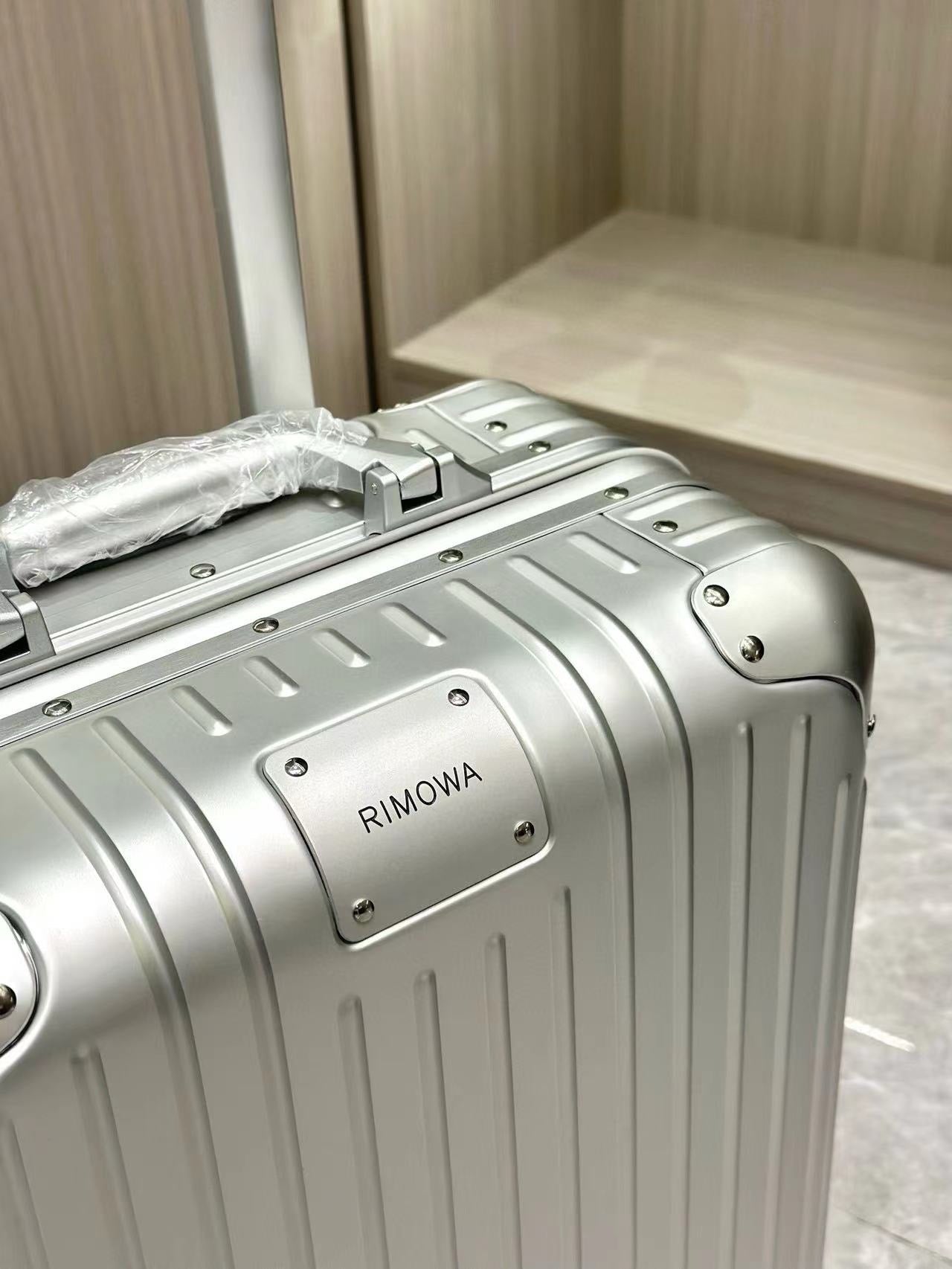 Multi-Colors Suitcase