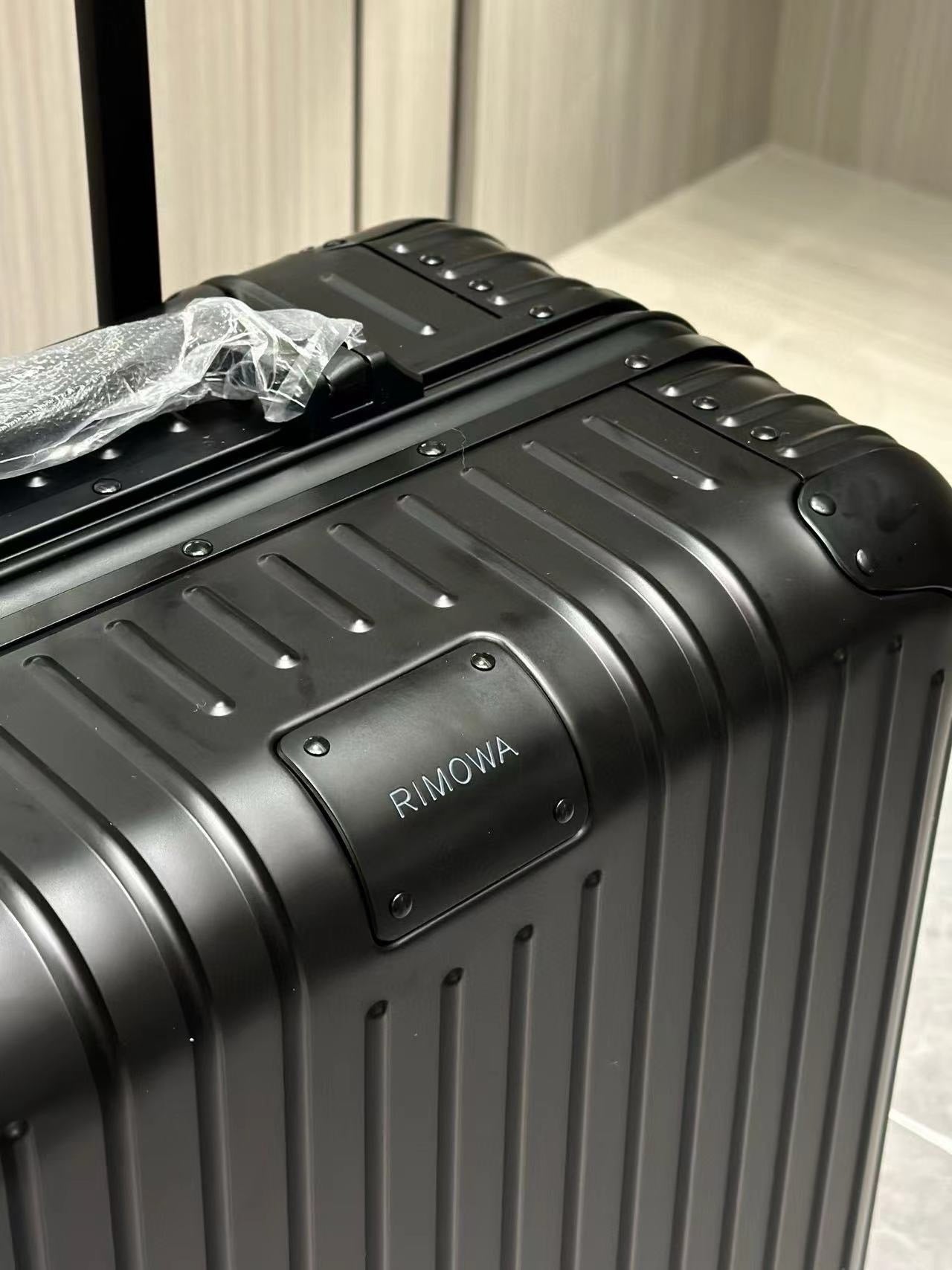 Multi-Colors Suitcase - FashionHype.xyz