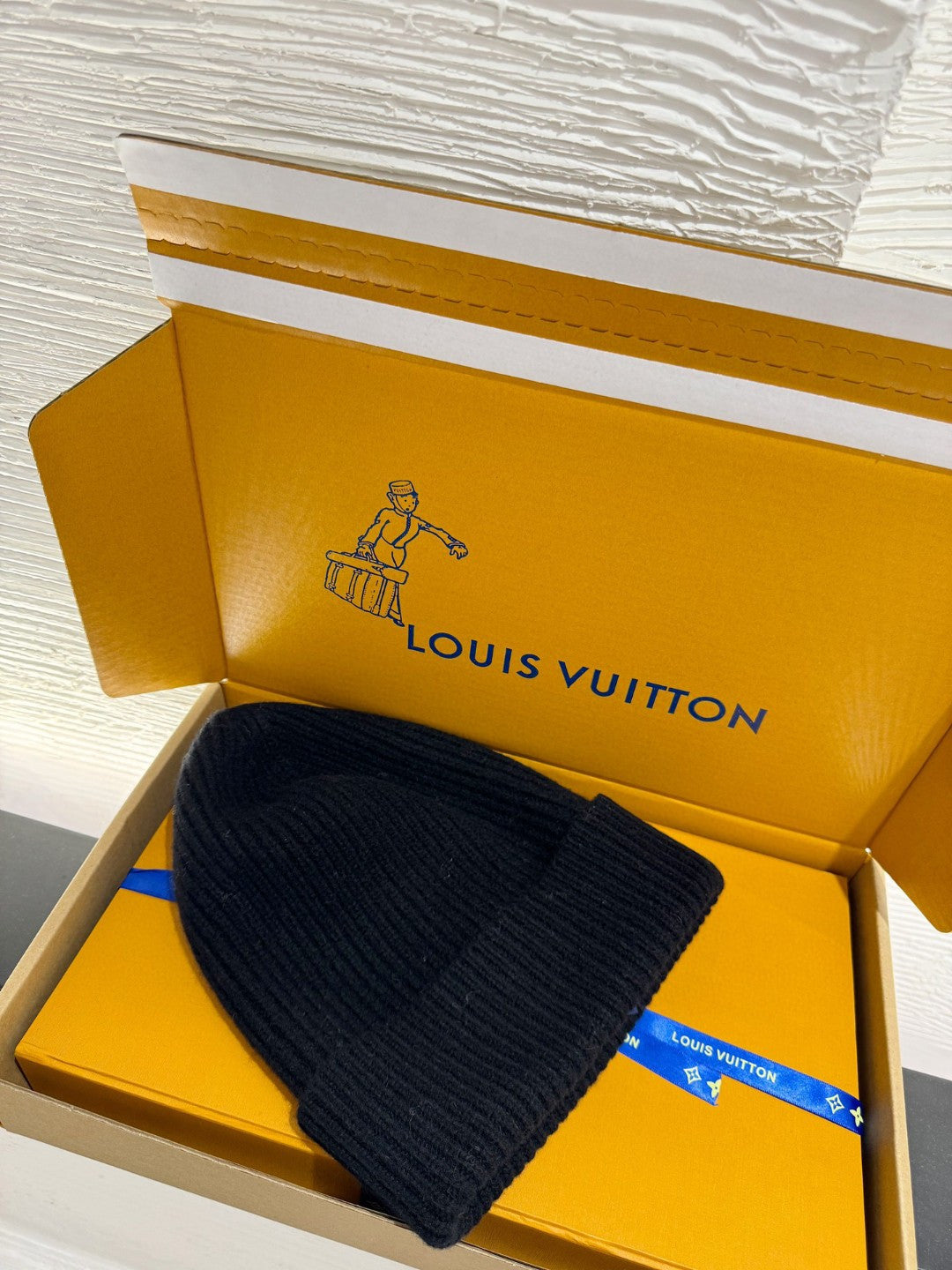 Black and Beige Hat - FashionHype.xyz
