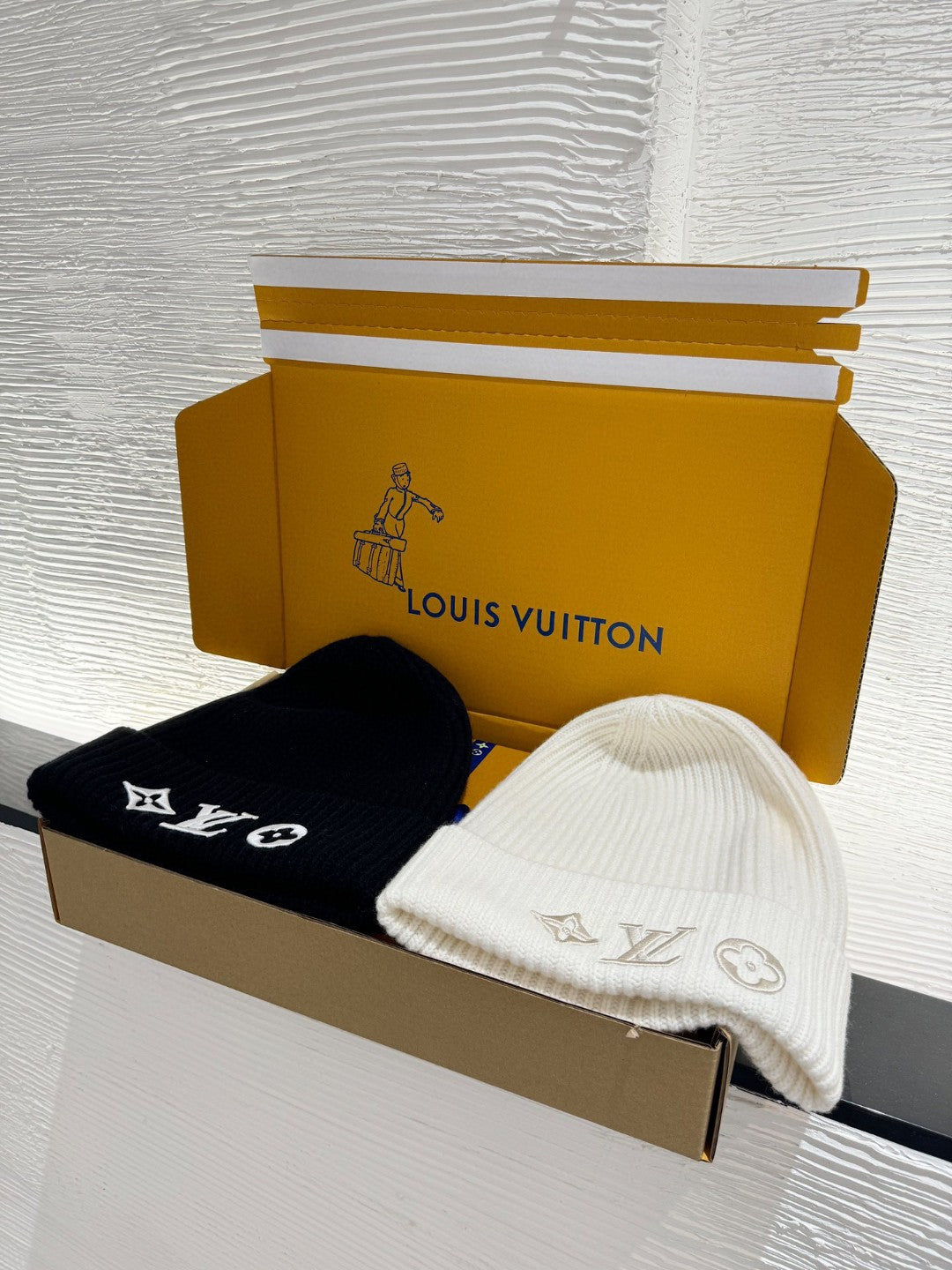 Black and Beige Hat - FashionHype.xyz