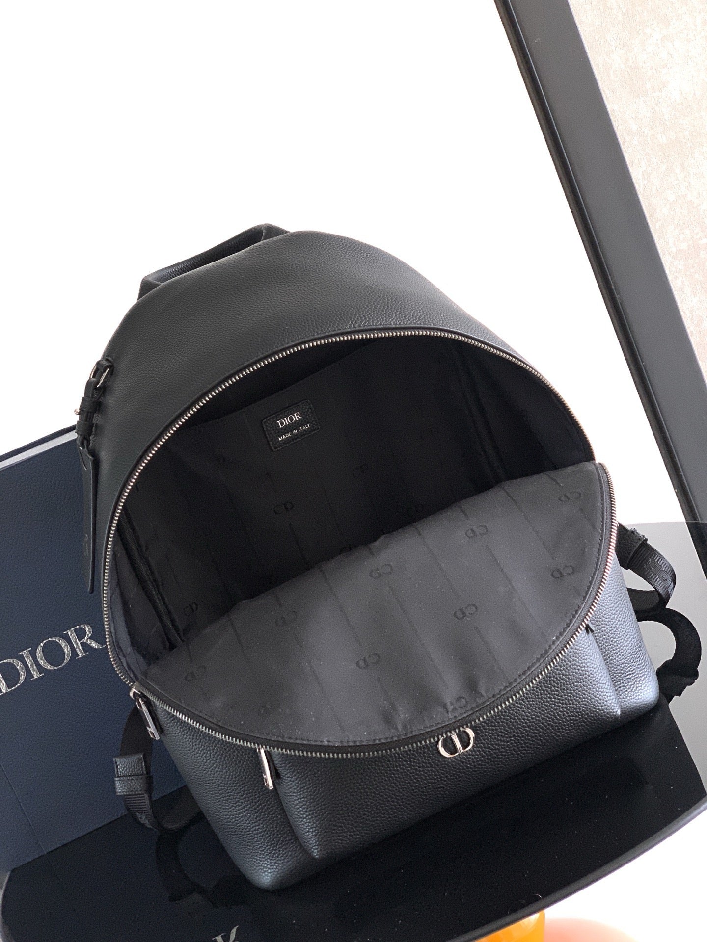 Black Bag - FashionHype.xyz