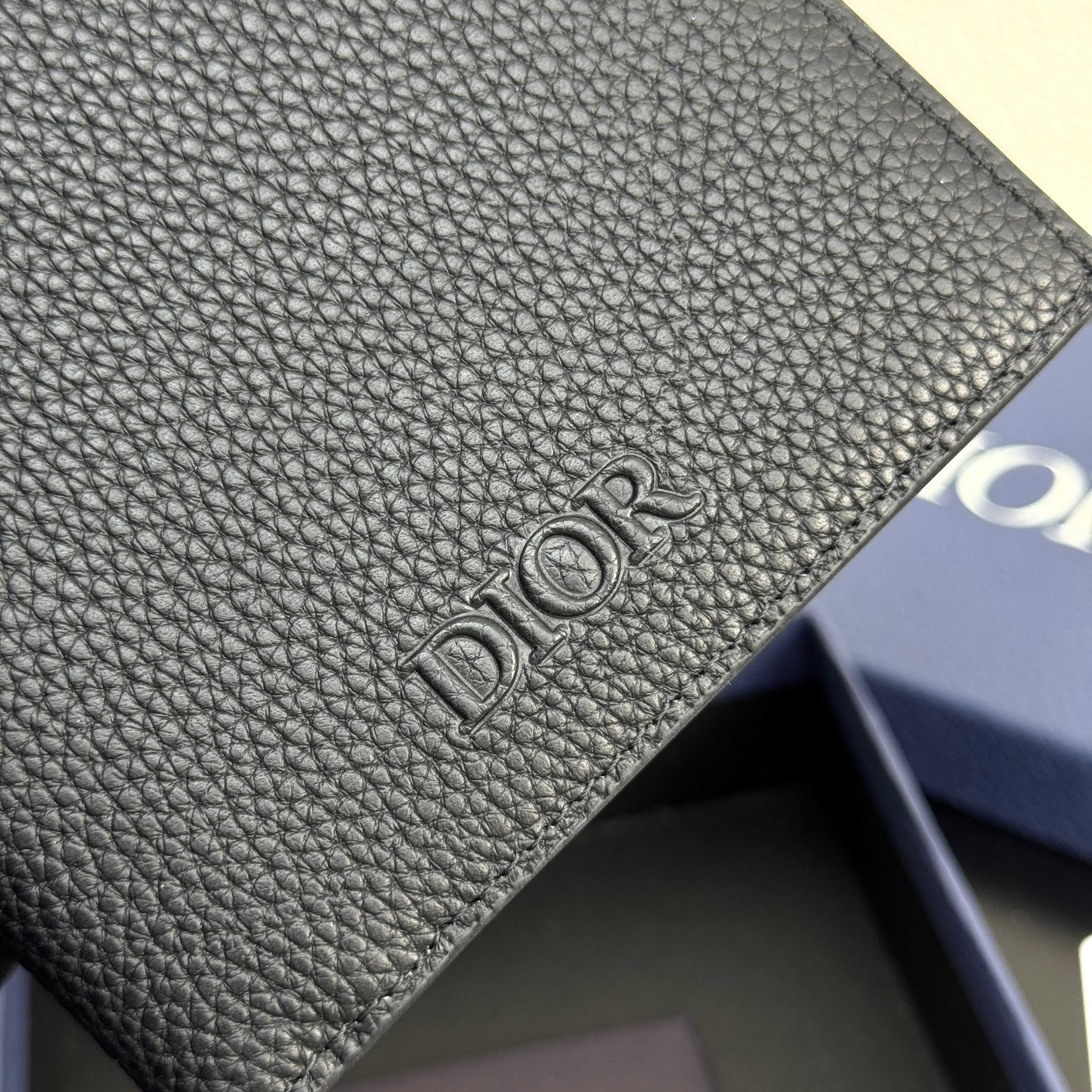 Camel and Black Wallet - FashionHype.xyz