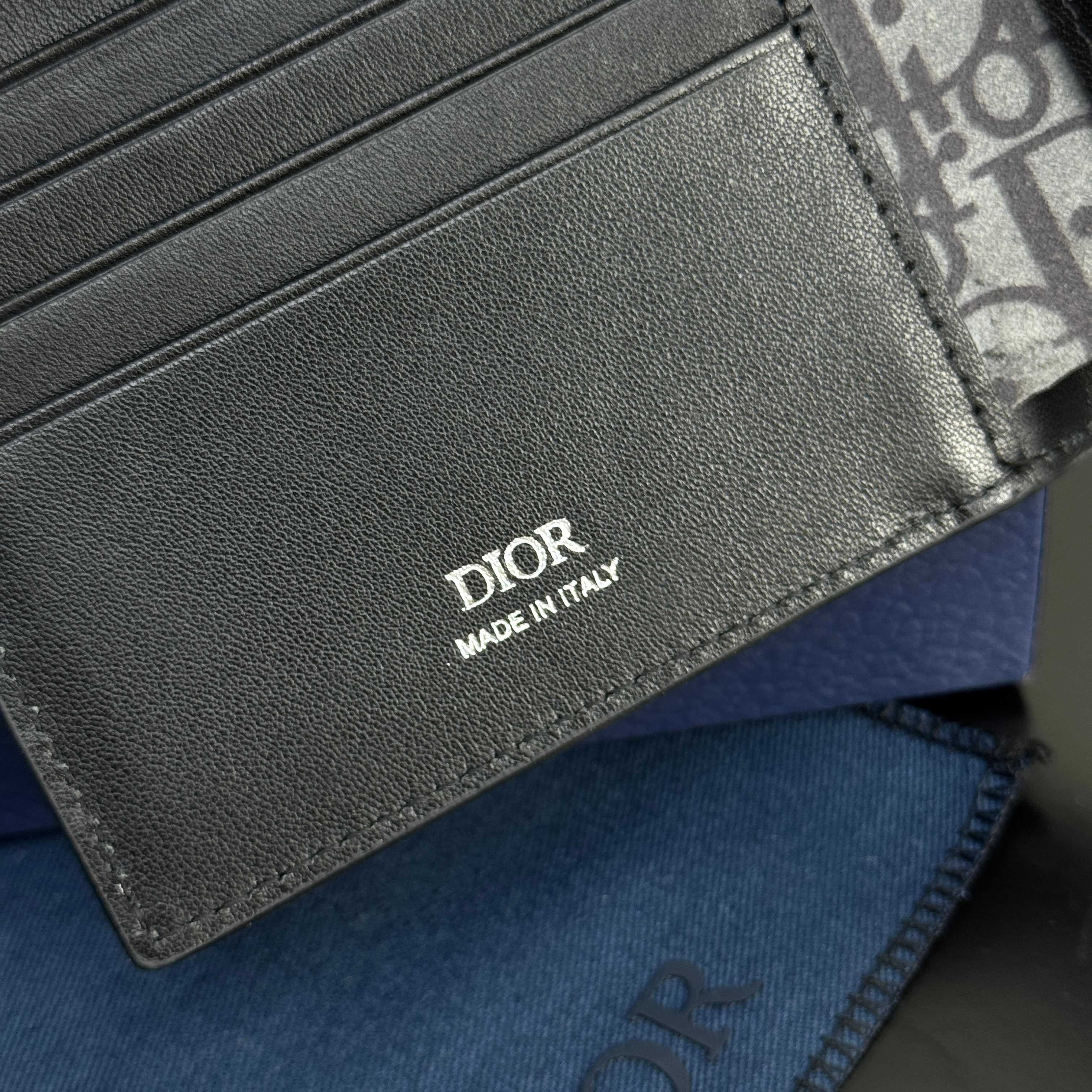 Camel and Black Wallet - FashionHype.xyz