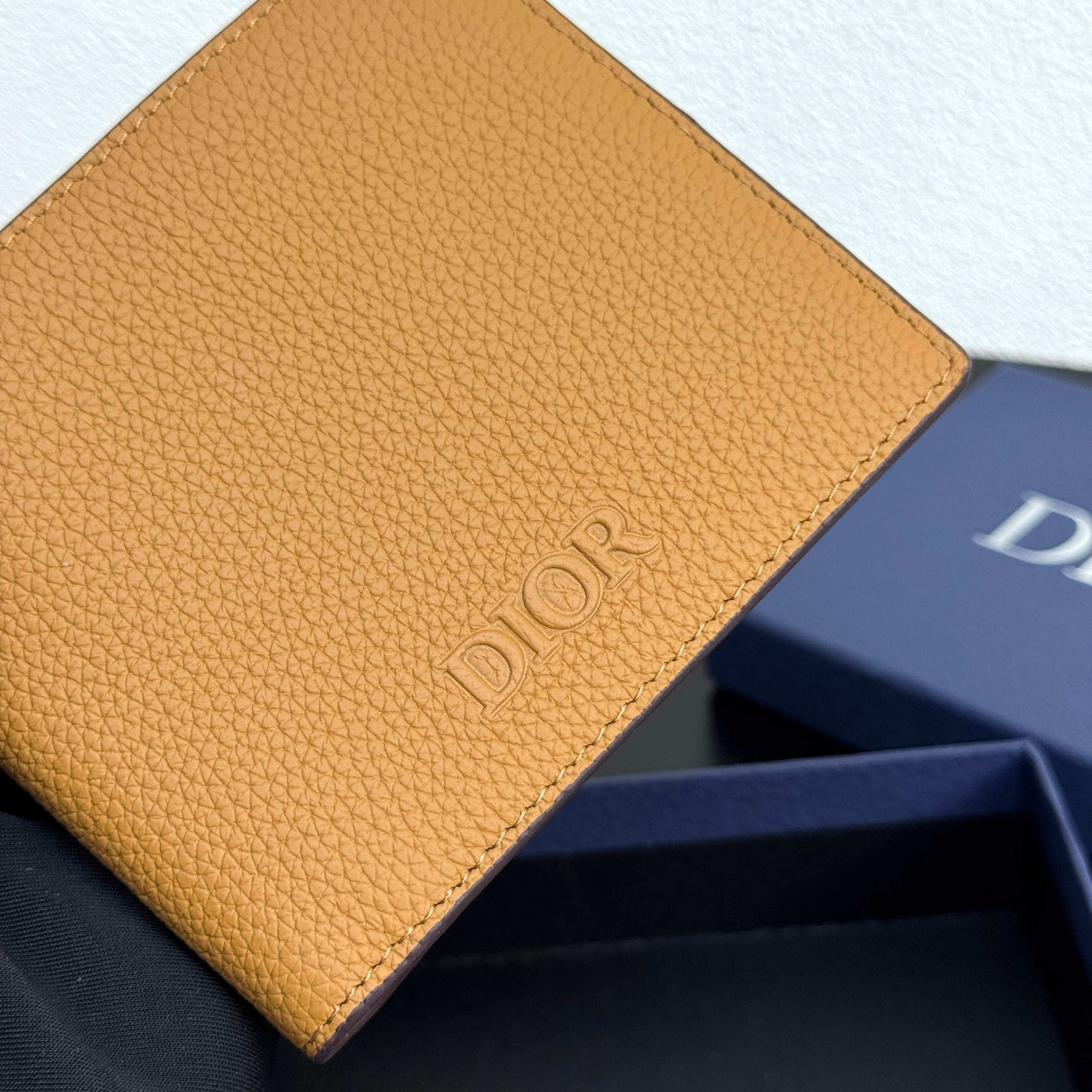 Camel and Black Wallet - FashionHype.xyz