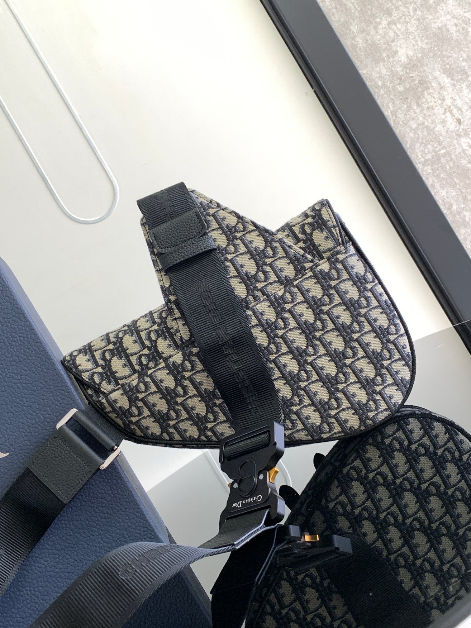 Black and Beige Bag - FashionHype.xyz