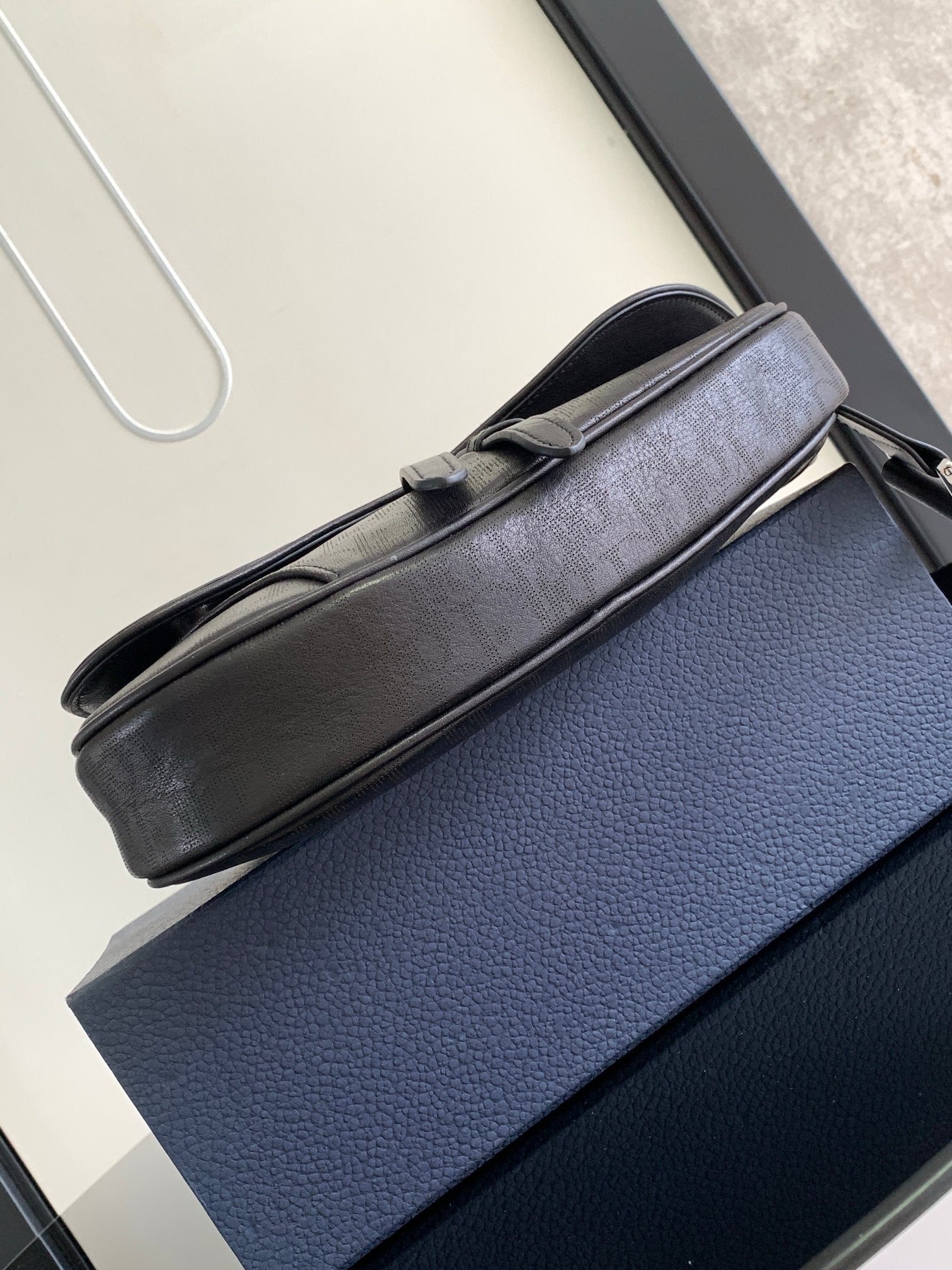 Black Bag - FashionHype.xyz