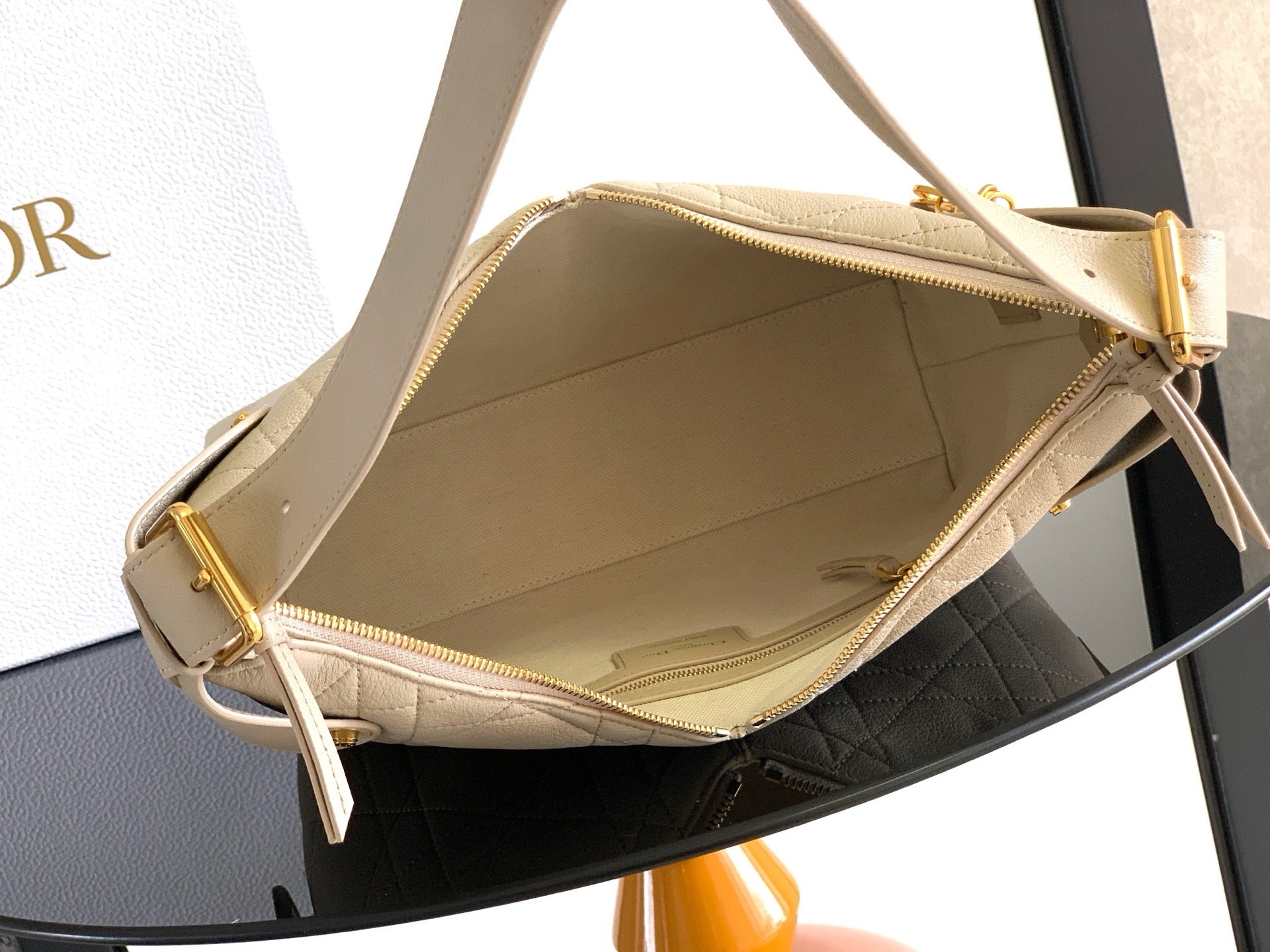 Black and Cream Bag - FashionHype.xyz