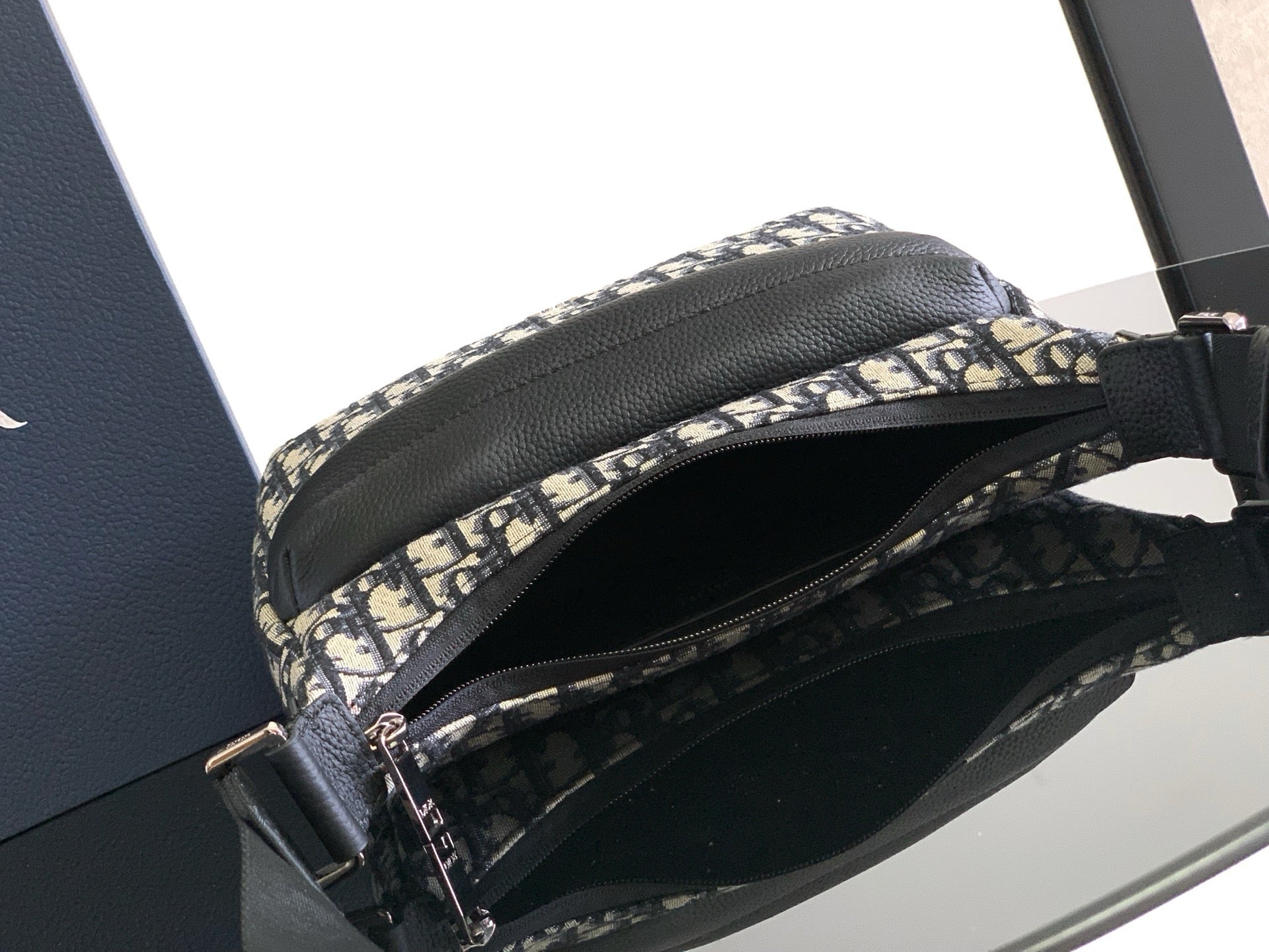 Black and Beige Bag