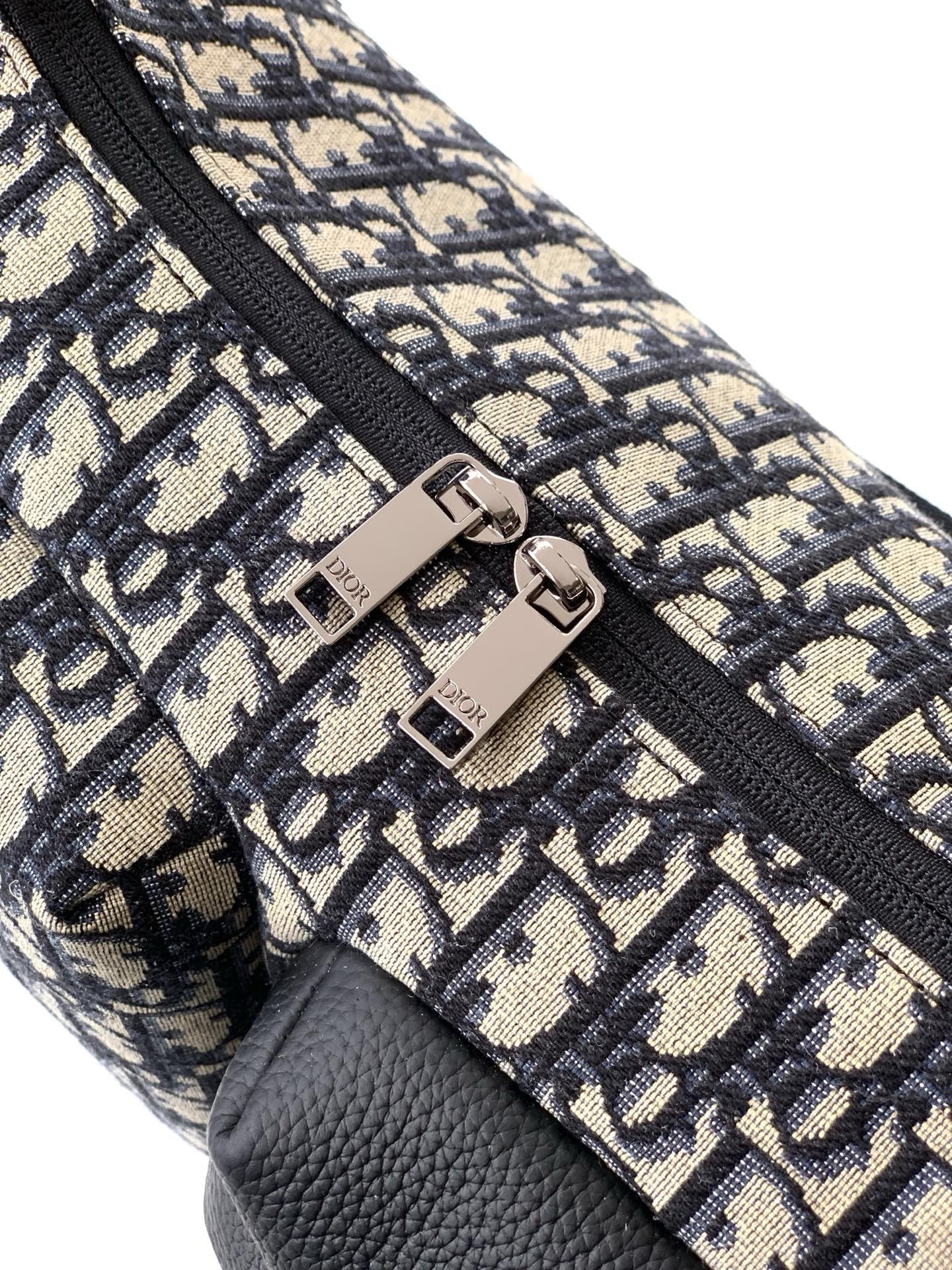 Black and Beige Bag