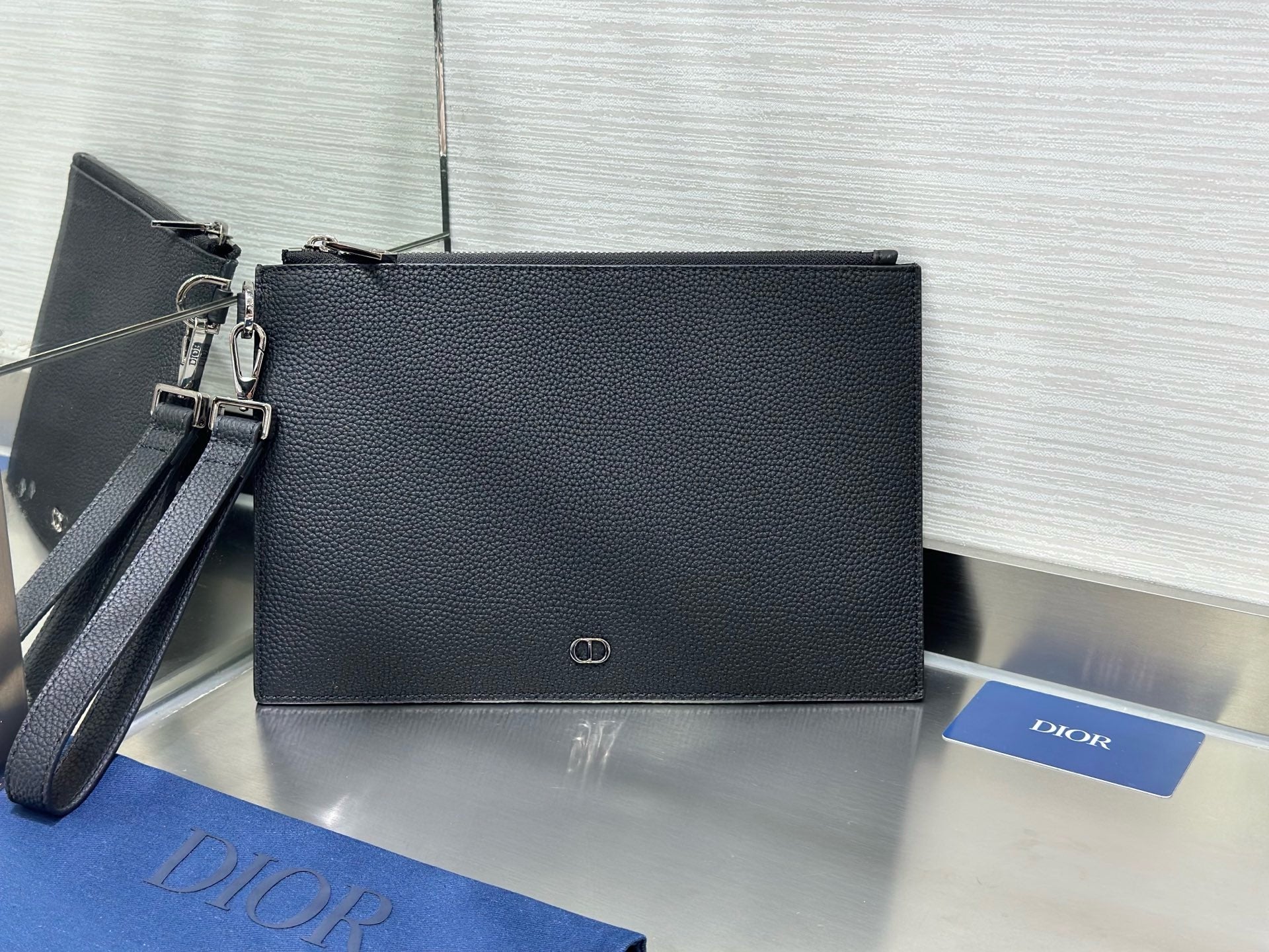 Black Bag - FashionHype.xyz